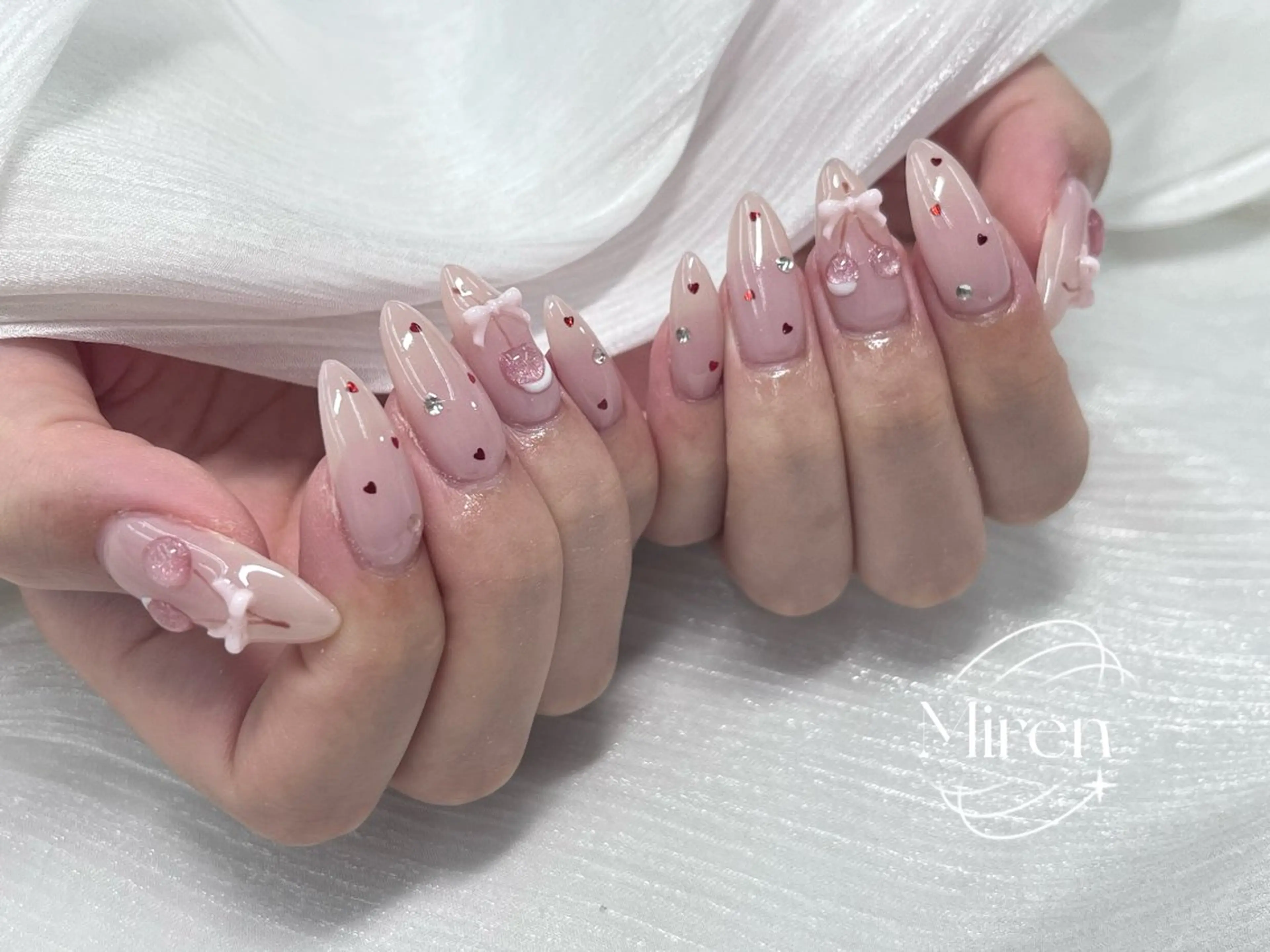 ネイル 🎀Miren 🎀のネイルデザイン