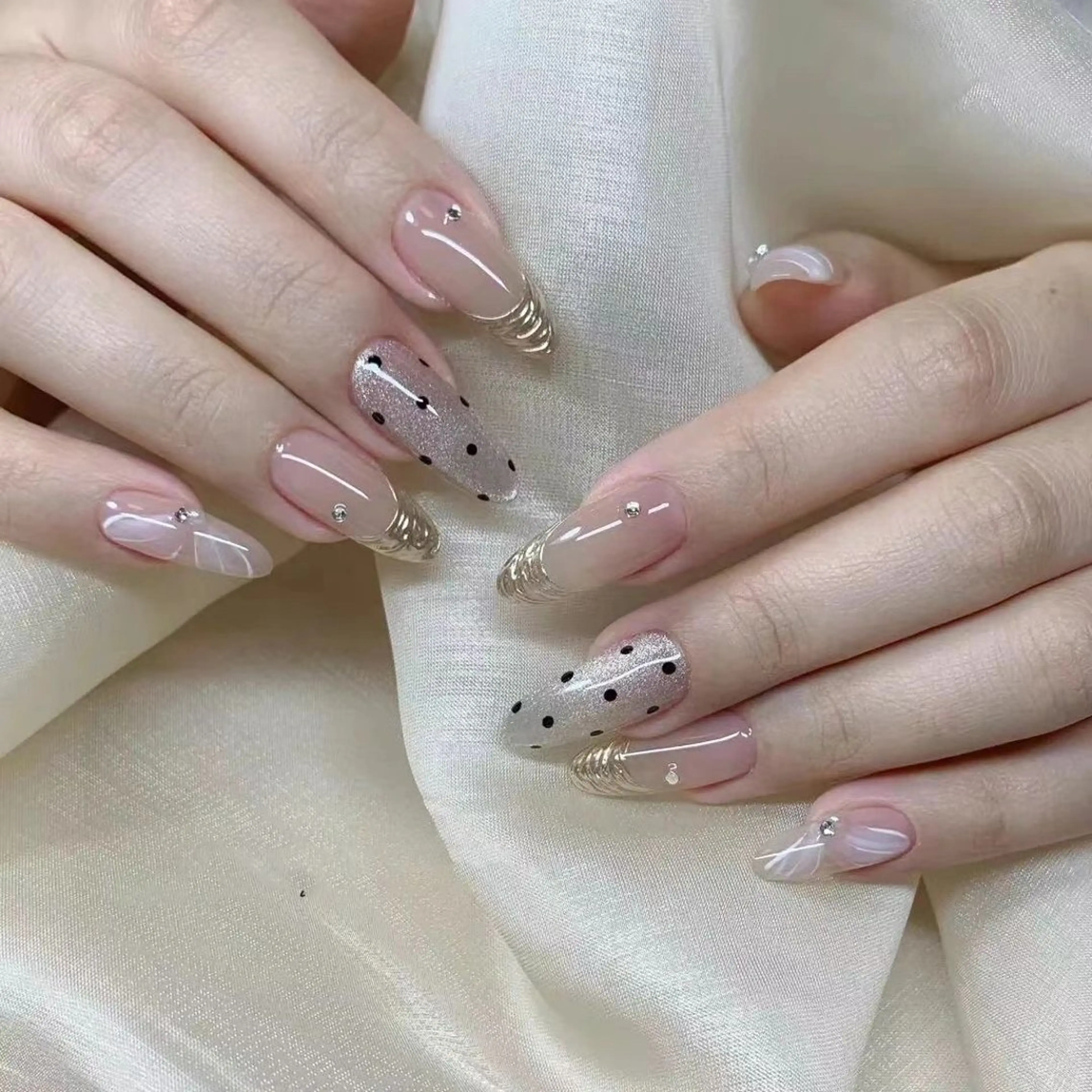 ネイル INF ネイルサロンのネイルデザイン