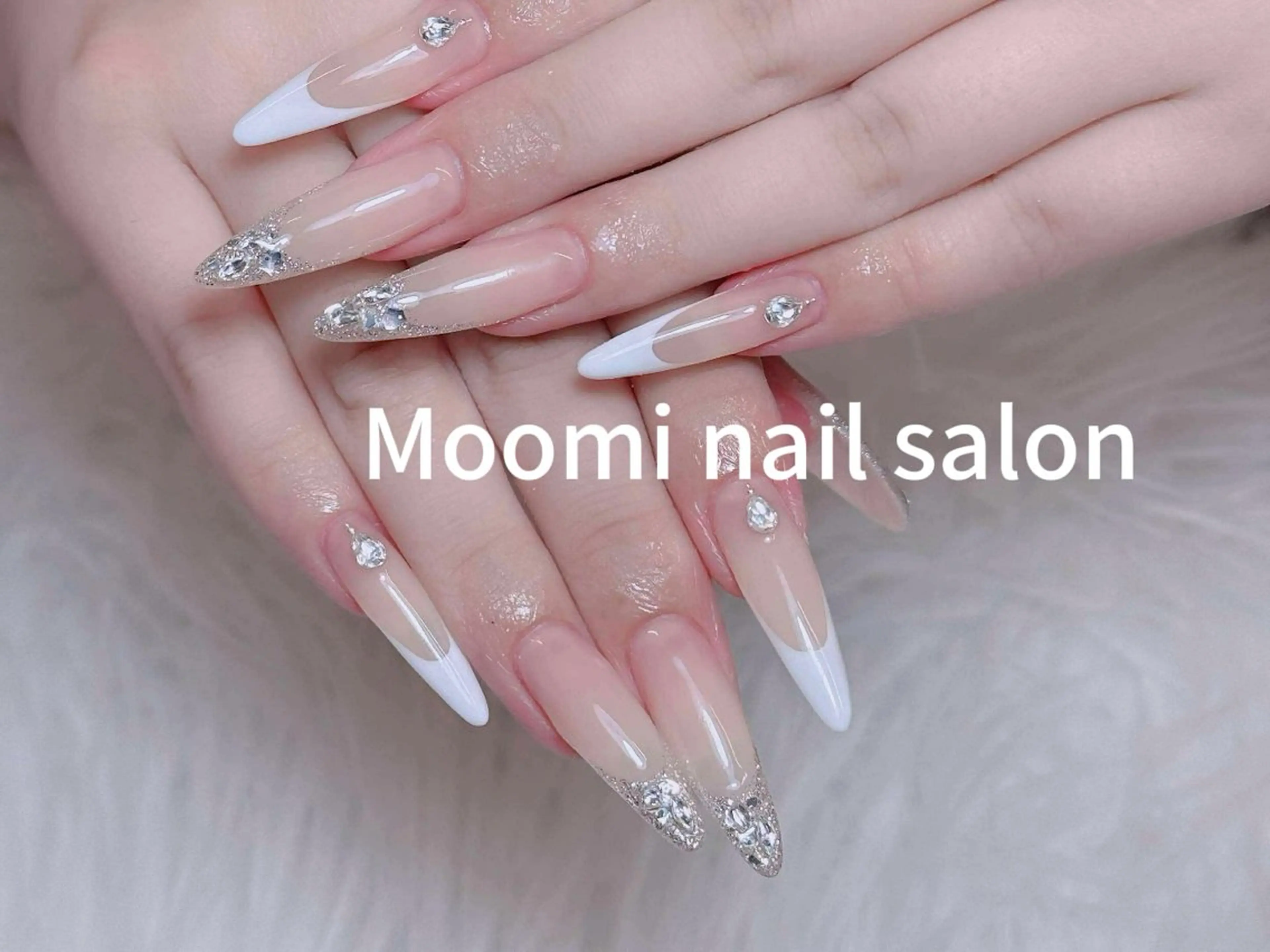 ロング ハンドネイル Moomi あずりのネイルデザイン