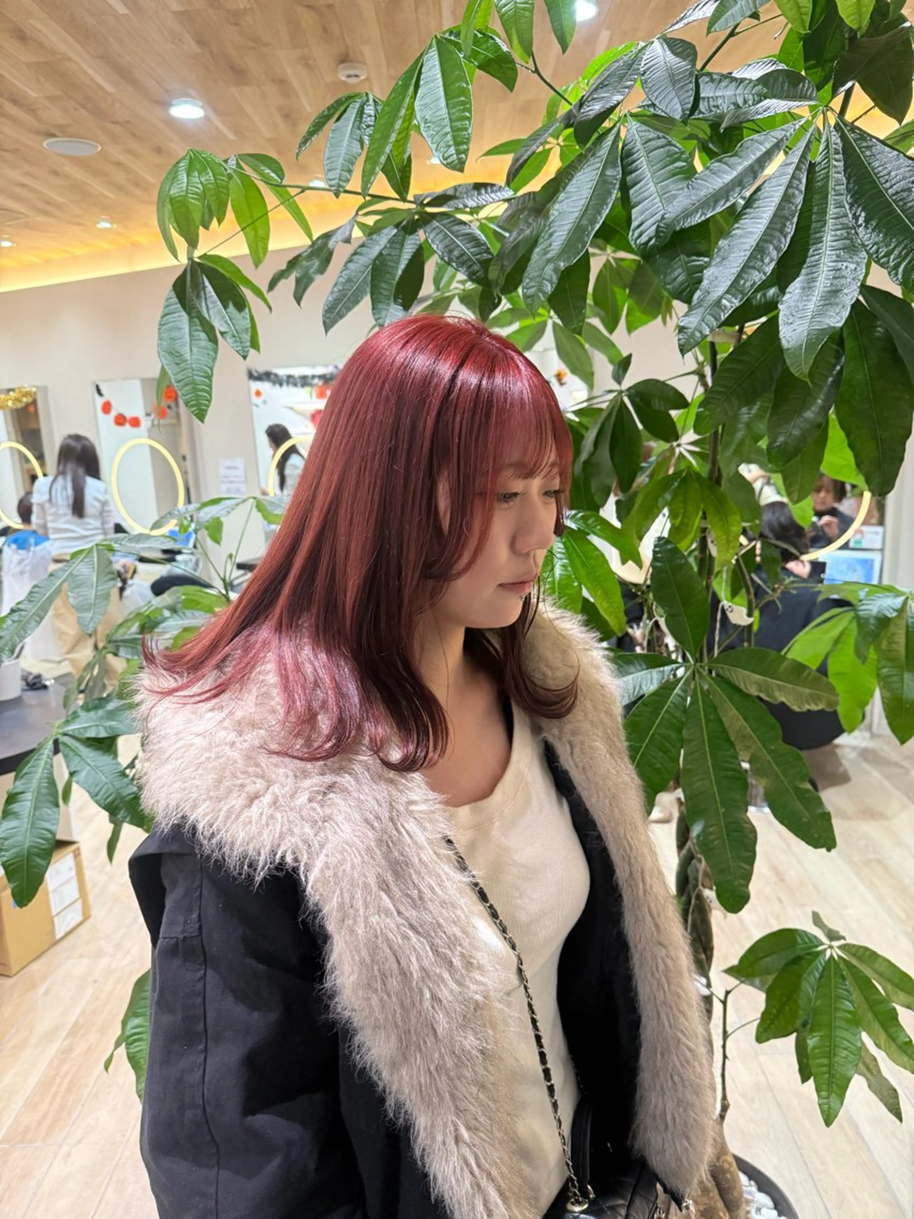 セミロング カラー カット ヘアカラー トリートメント 艶髪/似合わせカラー ️🫧りの️🫧のヘアスタイル