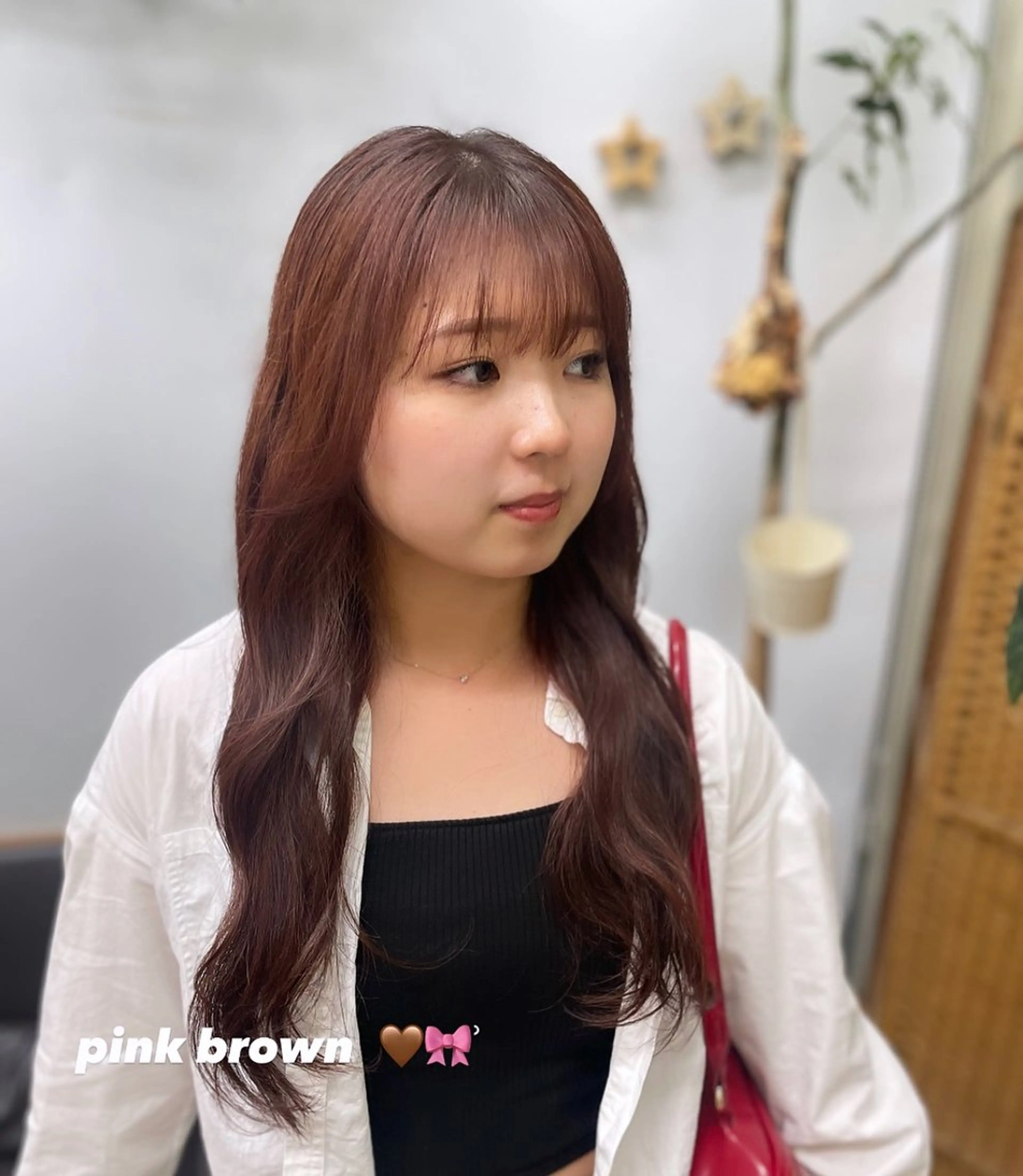 ロング ピンクブラウン カット ヘアカラー シミズ カエデ🍁のヘアスタイル