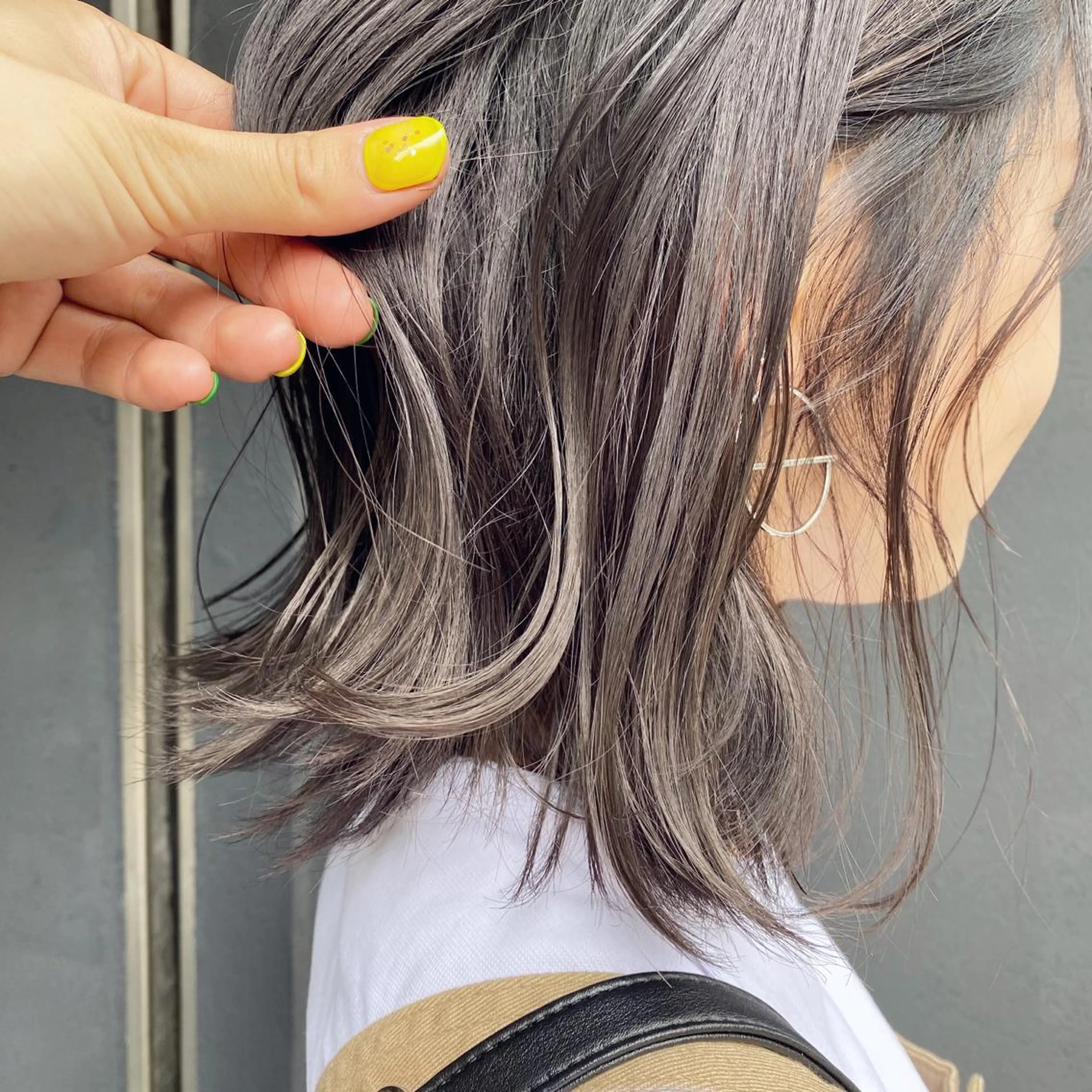 ミディアム カラー TRUCK トラックのヘアスタイル