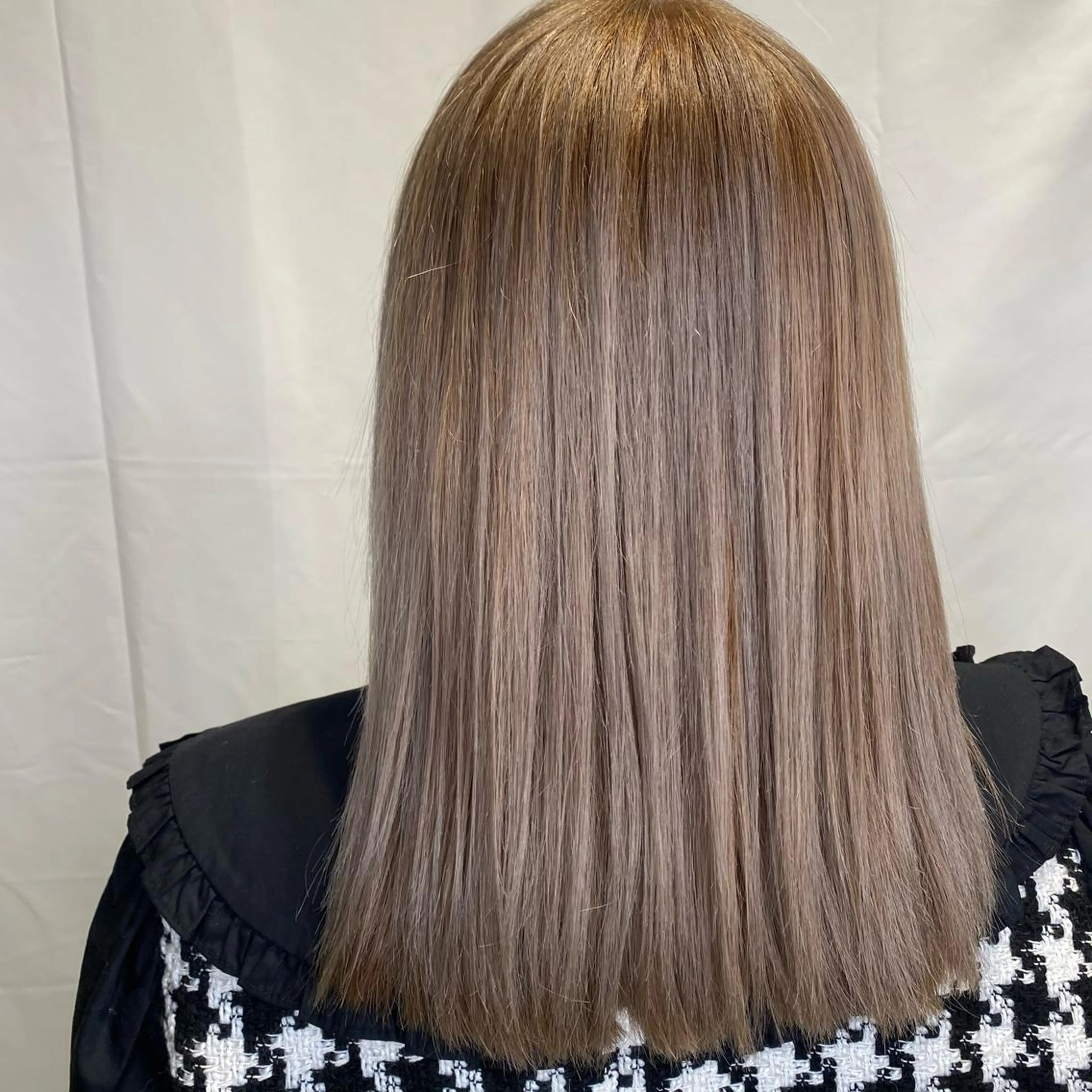 ミディアム ヘアカラー トリートメント MAKI🦋 GRANDE Lyのヘアスタイル