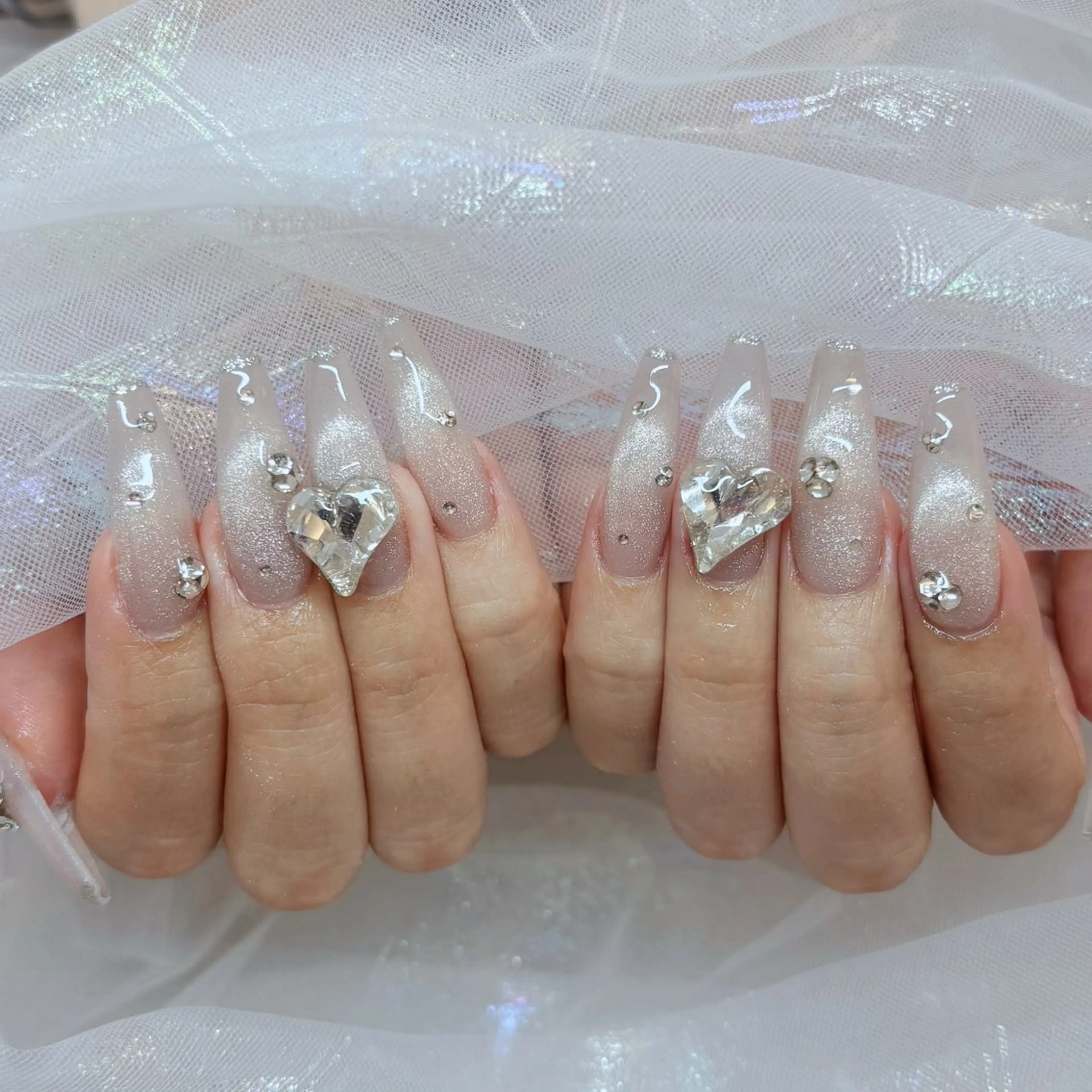 ネイル ハンドネイル CeCe Garden所属・CeCeGarden ✨️キラキラワンホンのネイルデザイン