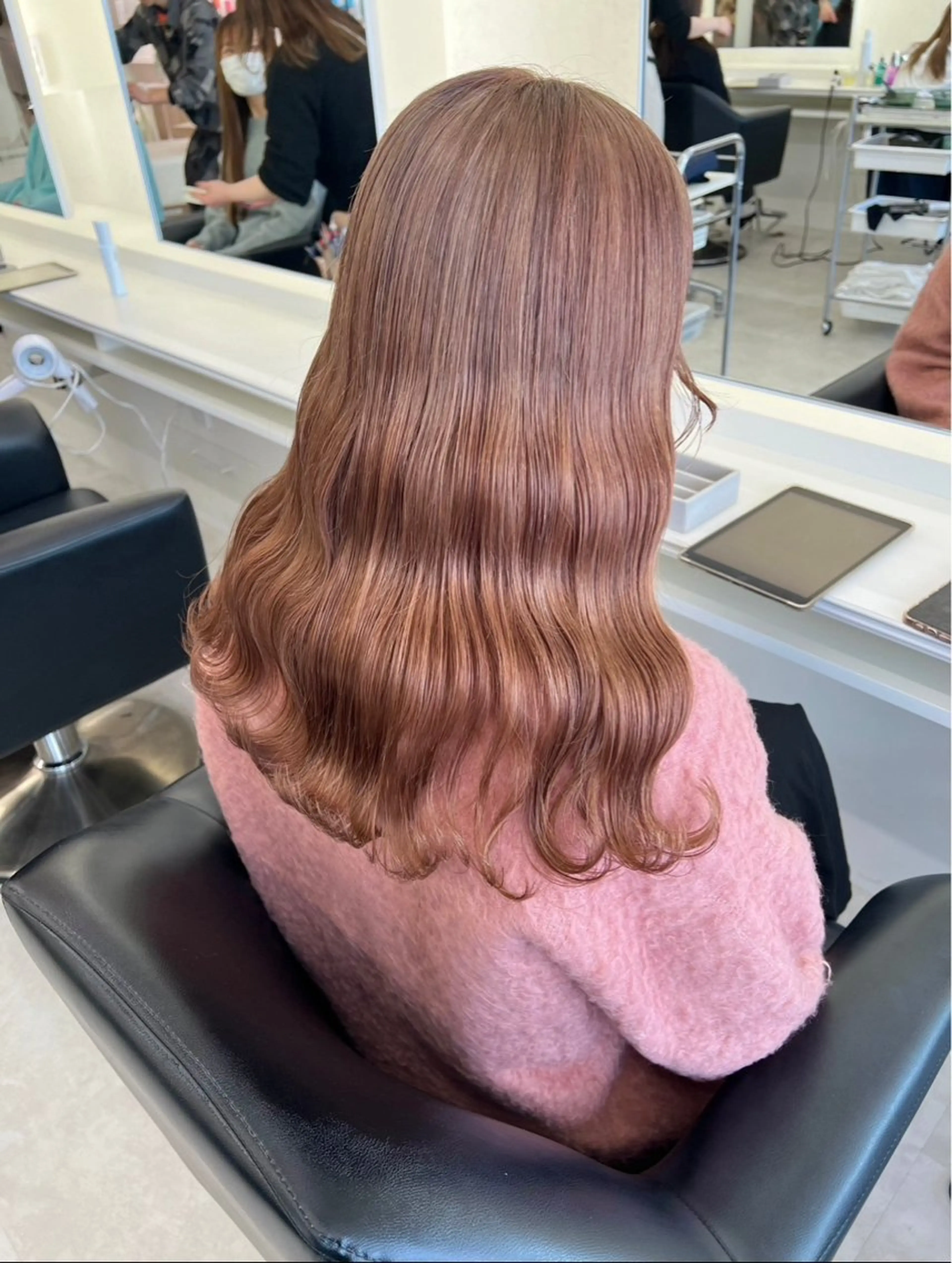 セミロング カラー ヘアカラー ParveMix 🌝🫧山本 玲南のヘアスタイル