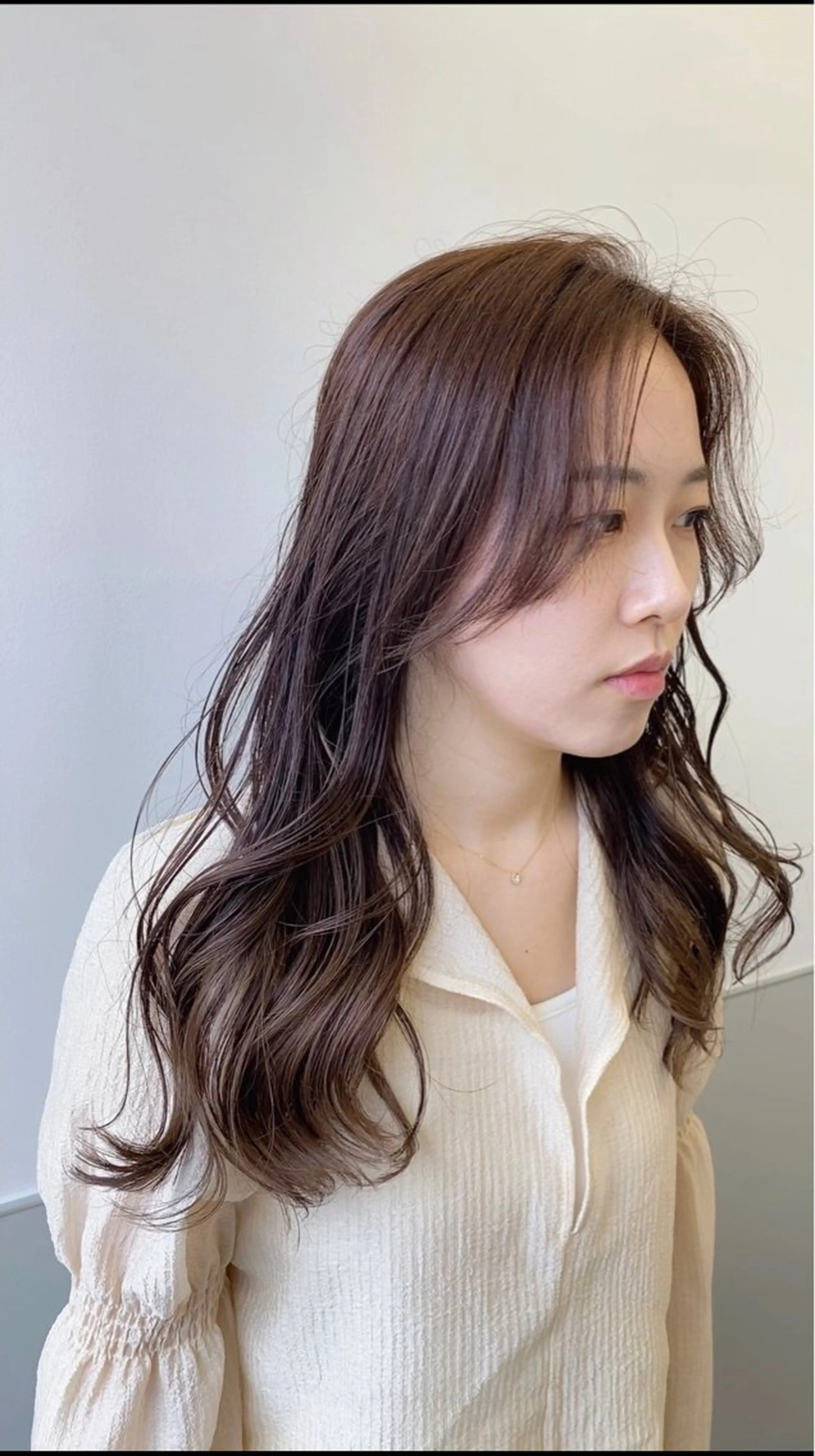 ロング カラー グレージュ シアーグレージュ 顔まわりレイヤー レイヤーカット カット ヘアカラー トリートメント GO TODAY シェアサロン 町田店所属・韓国ヘア🇰🇷 スズキのヘアスタイル