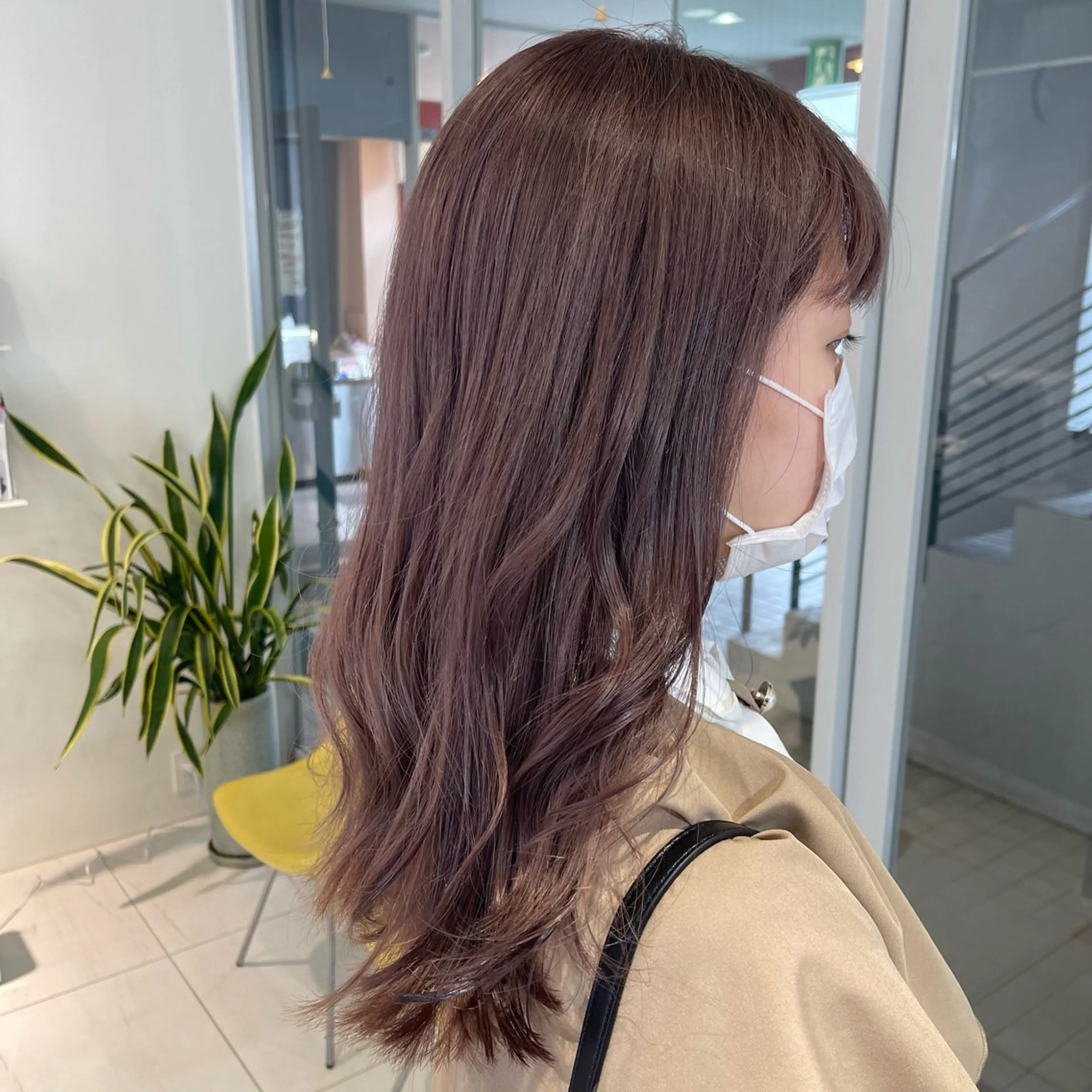 セミロング カラー ベージュカラー ダブルカラー ハイトーンカラー ピンクカラー ピンクベージュ 由比藤理子 ブリーチカラー🌈のヘアスタイル