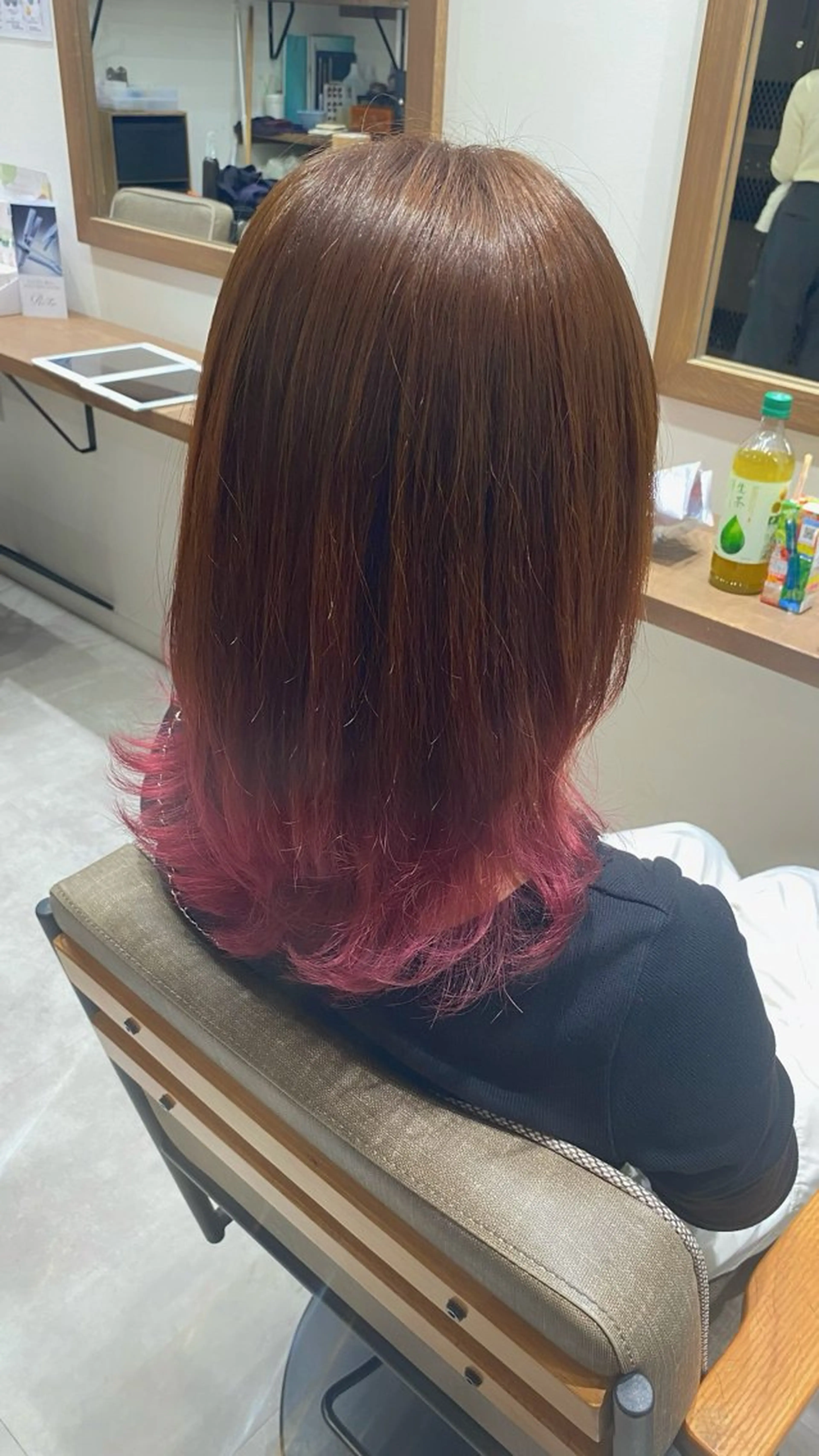 セミロング カラー グラデーションカラー ピンクカラー ヘアカラー トリートメント 🎨まちだ💠 髪質改善N°ricoのヘアスタイル