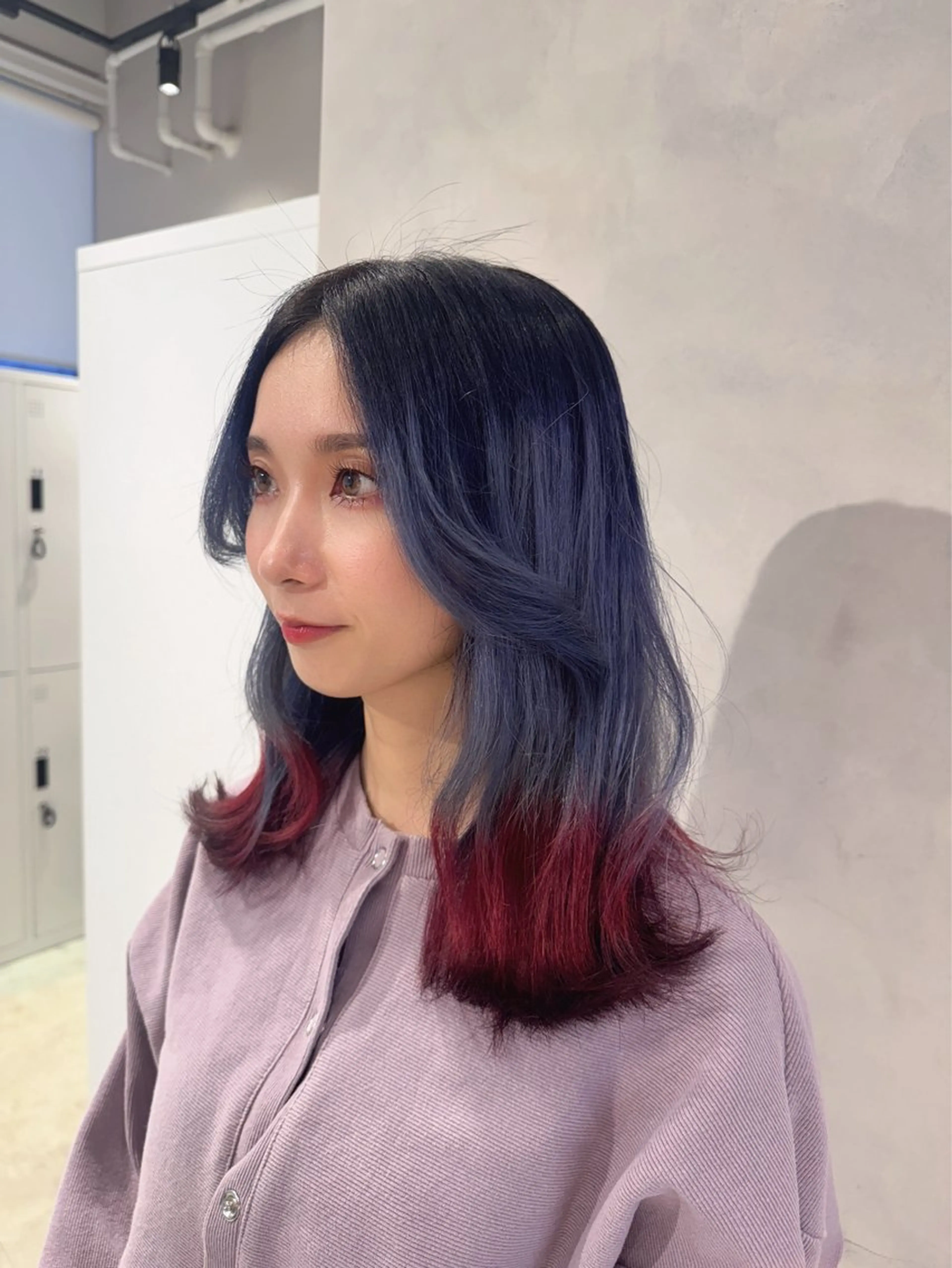 カラー ブルーカラー レッドカラー シルバー 透明感カラー✨艶髪 制作🌱山根あゆみのヘアスタイル