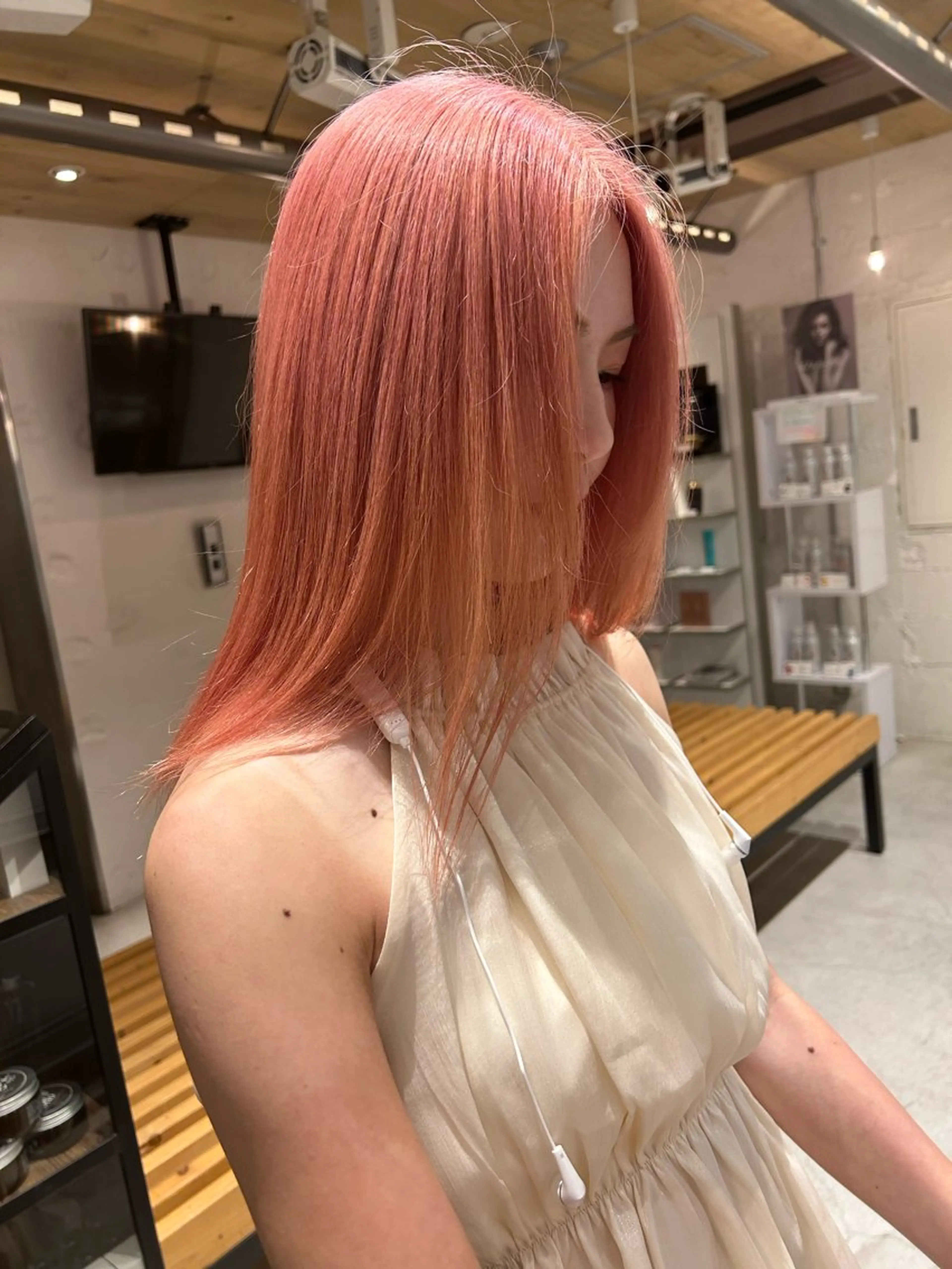 セミロング カラー カット ヘアカラー トリートメント ✨ブリーチ特化✨ 💚Acchon💚のヘアスタイル