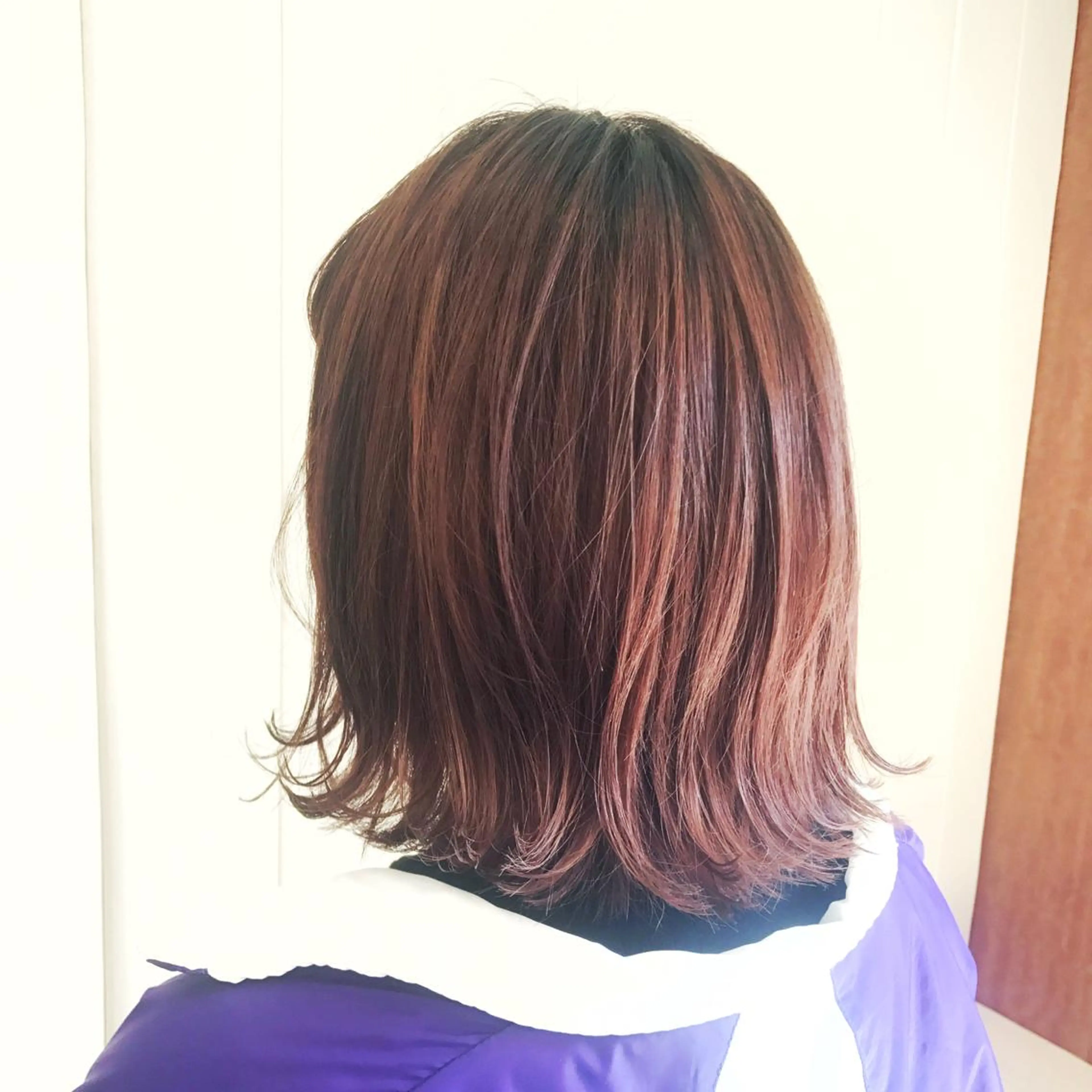 ショート カラー イルミナカラー オレンジ ピンクカラー カット ヘアカラー トリートメント 高木 麻知子のヘアスタイル