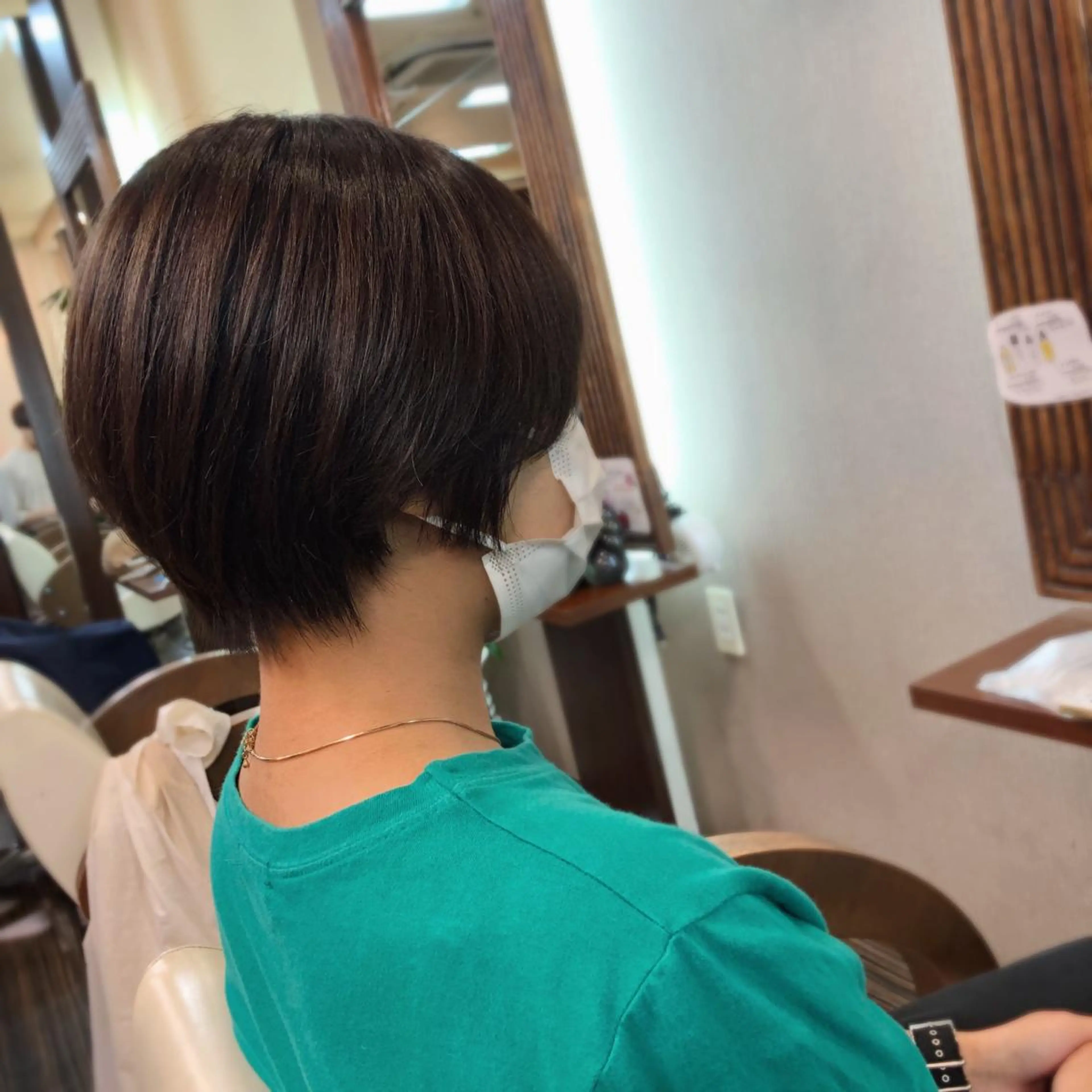 ショート カット トリートメント 山崎 絵莉香のヘアスタイル