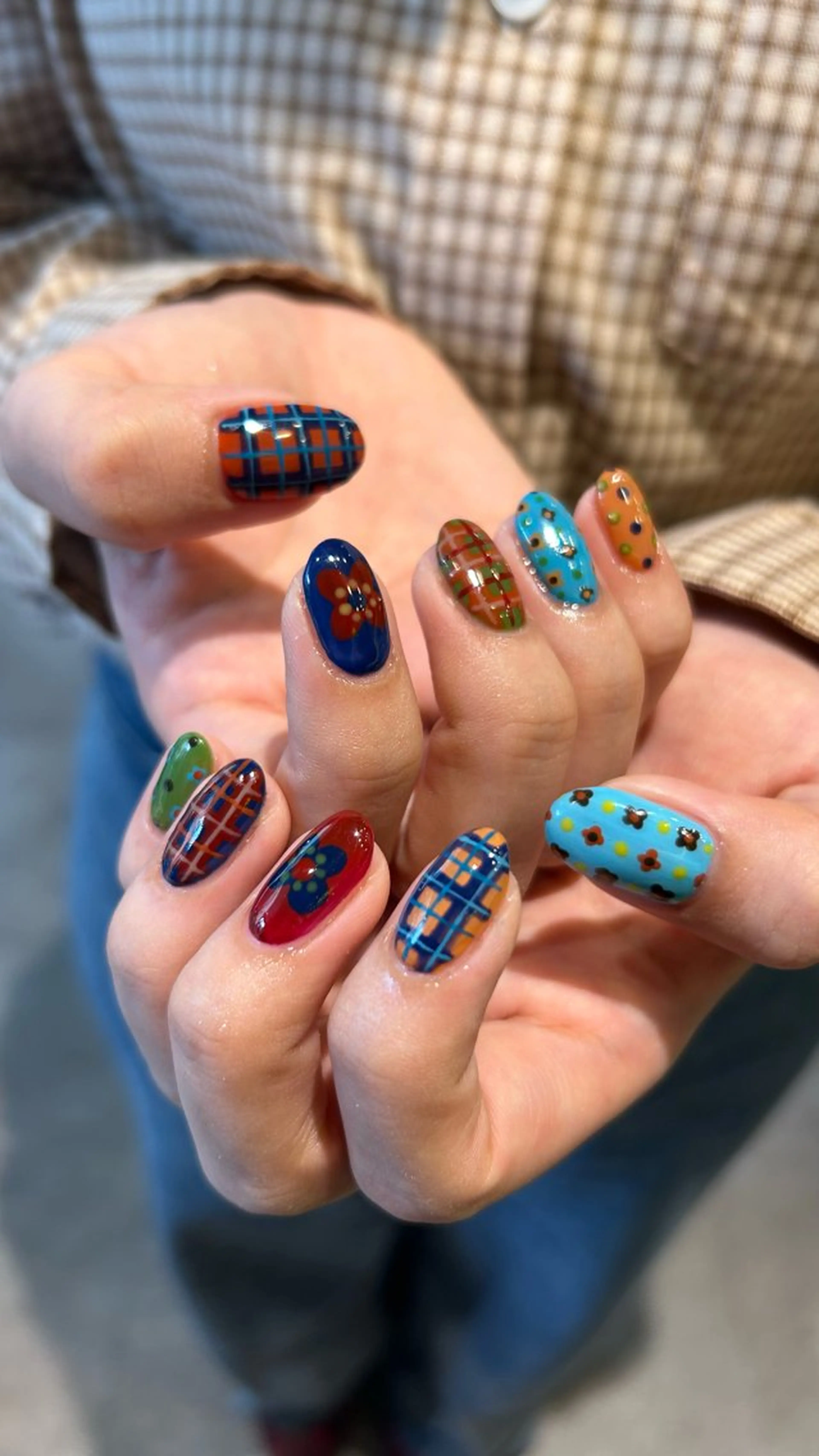 ネイル ハンドネイル mira໒꒱· ﾟ 個性アートnailのネイルデザイン