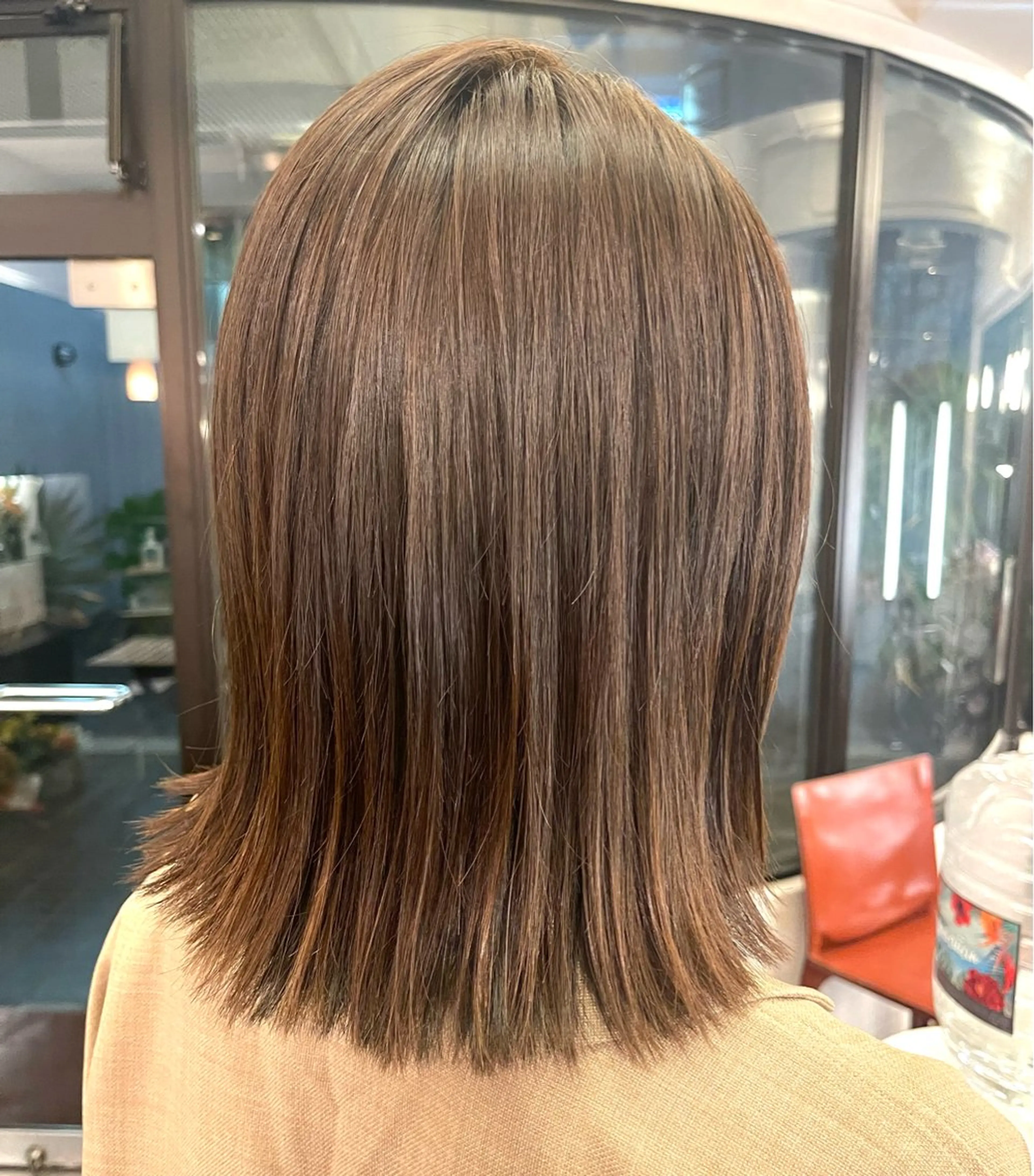 ミディアム カラー 吉田 優里のヘアスタイル