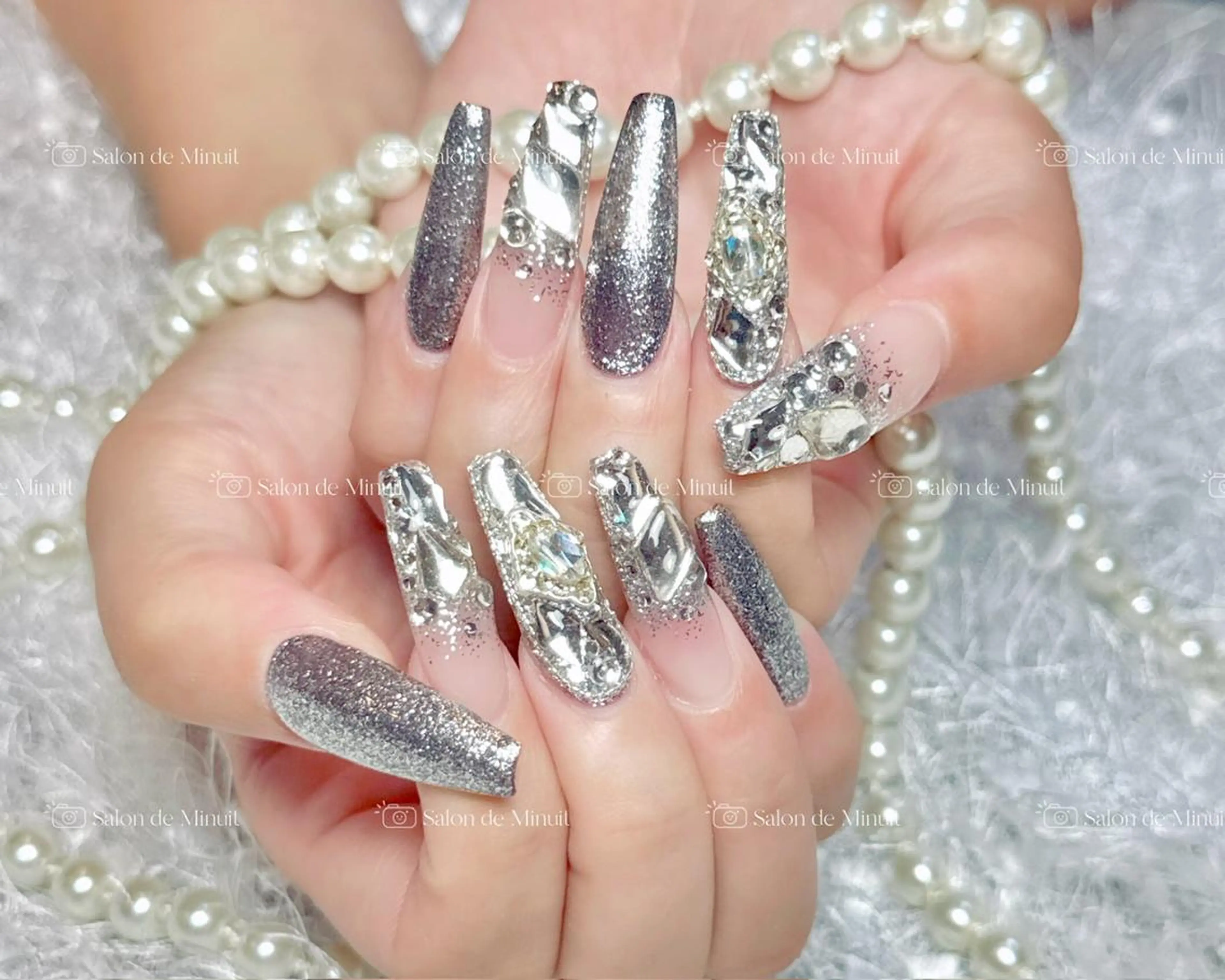 ネイル Salon de Minuit🦩のネイルデザイン