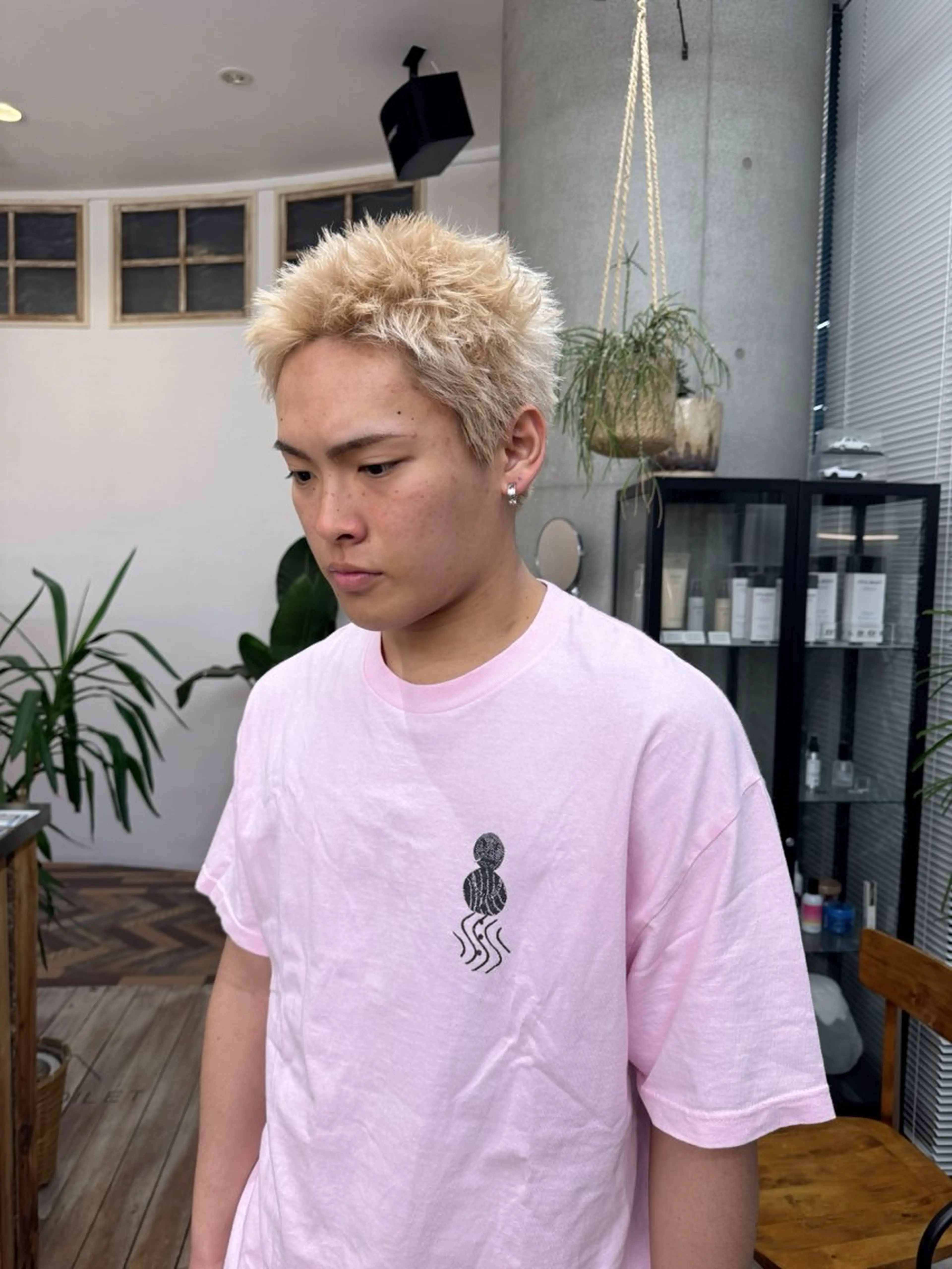 ショート ショートヘア カット ヘアカラー TRUCKIN UP THE PATH所属・さとう けんたのヘアスタイル