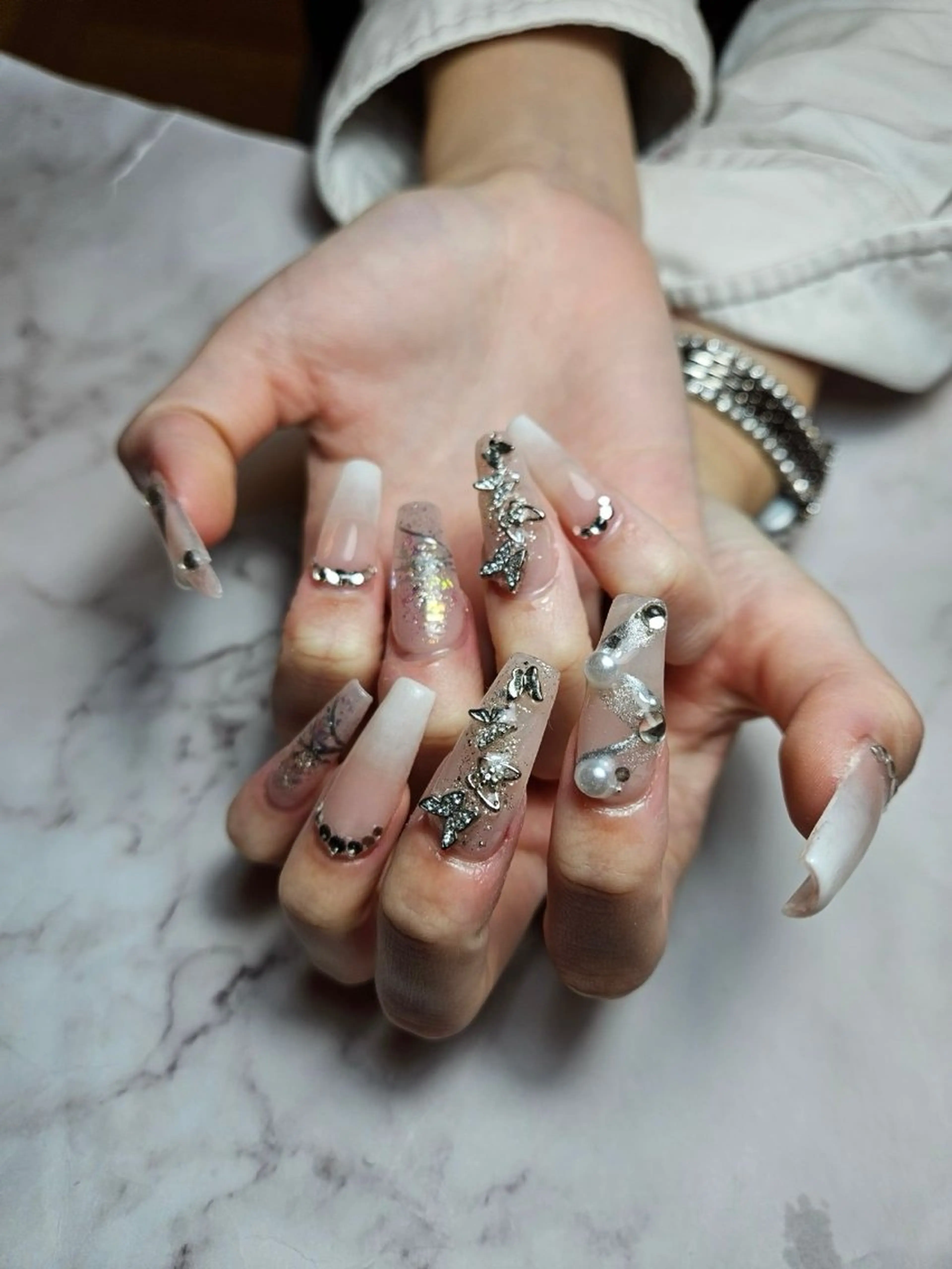 ネイル ☁️Yun nail Rin☁️のネイルデザイン