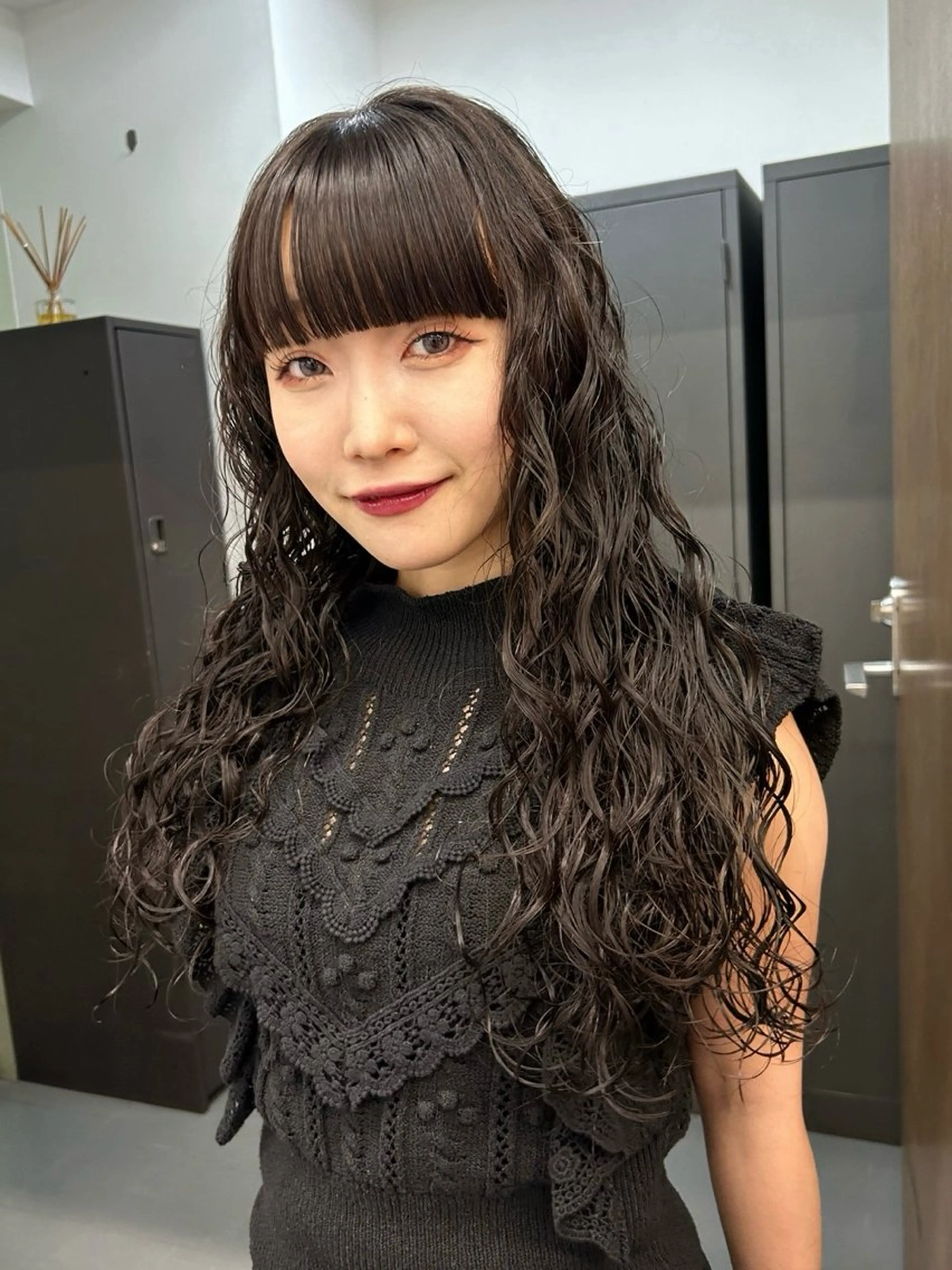 ロング パーマ Vibe所属・hanami パーマ/透明感カラーのヘアスタイル