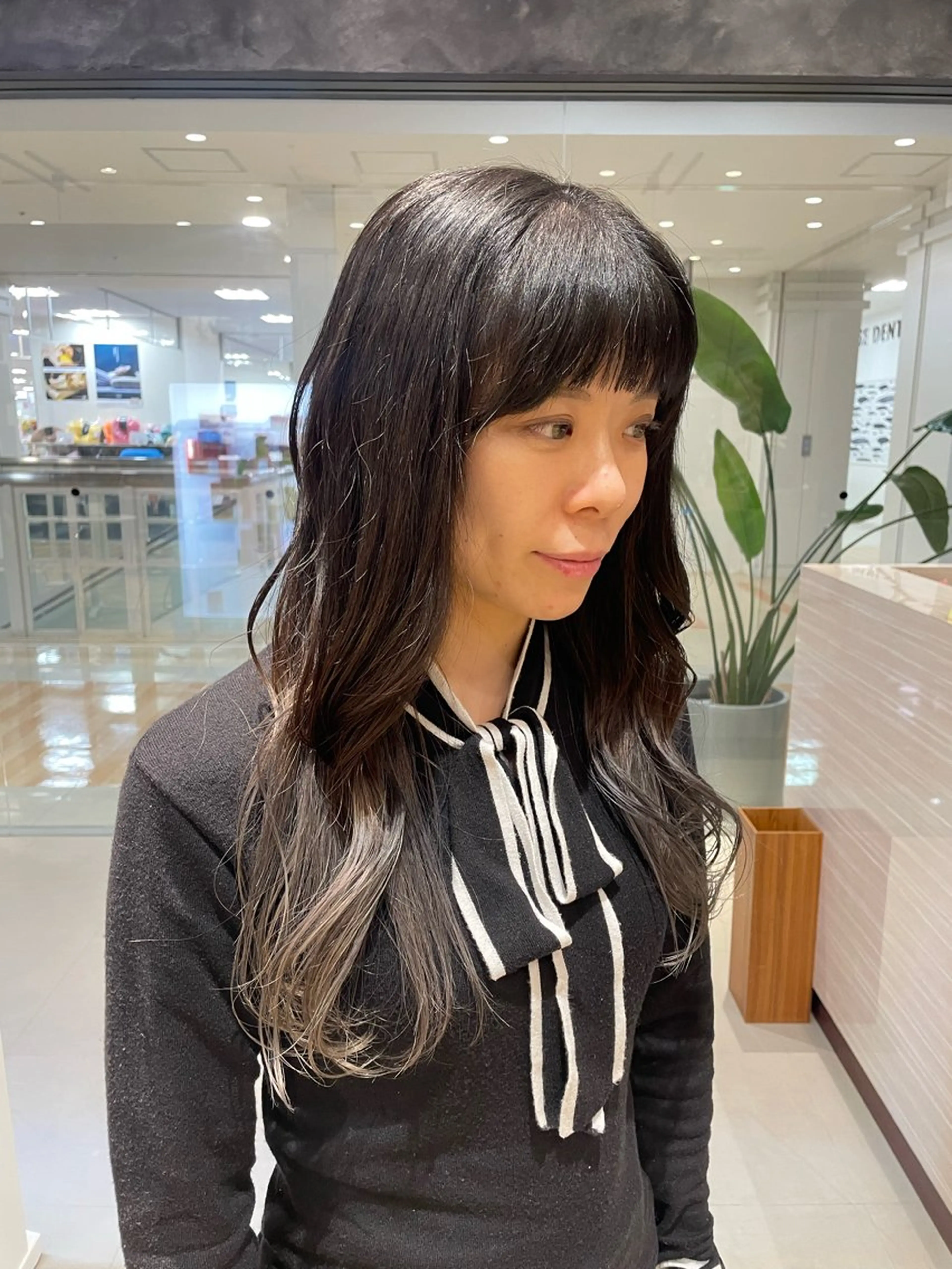ロング キルンサンピアン所属・ナチュラルカラー 児玉優香のヘアスタイル