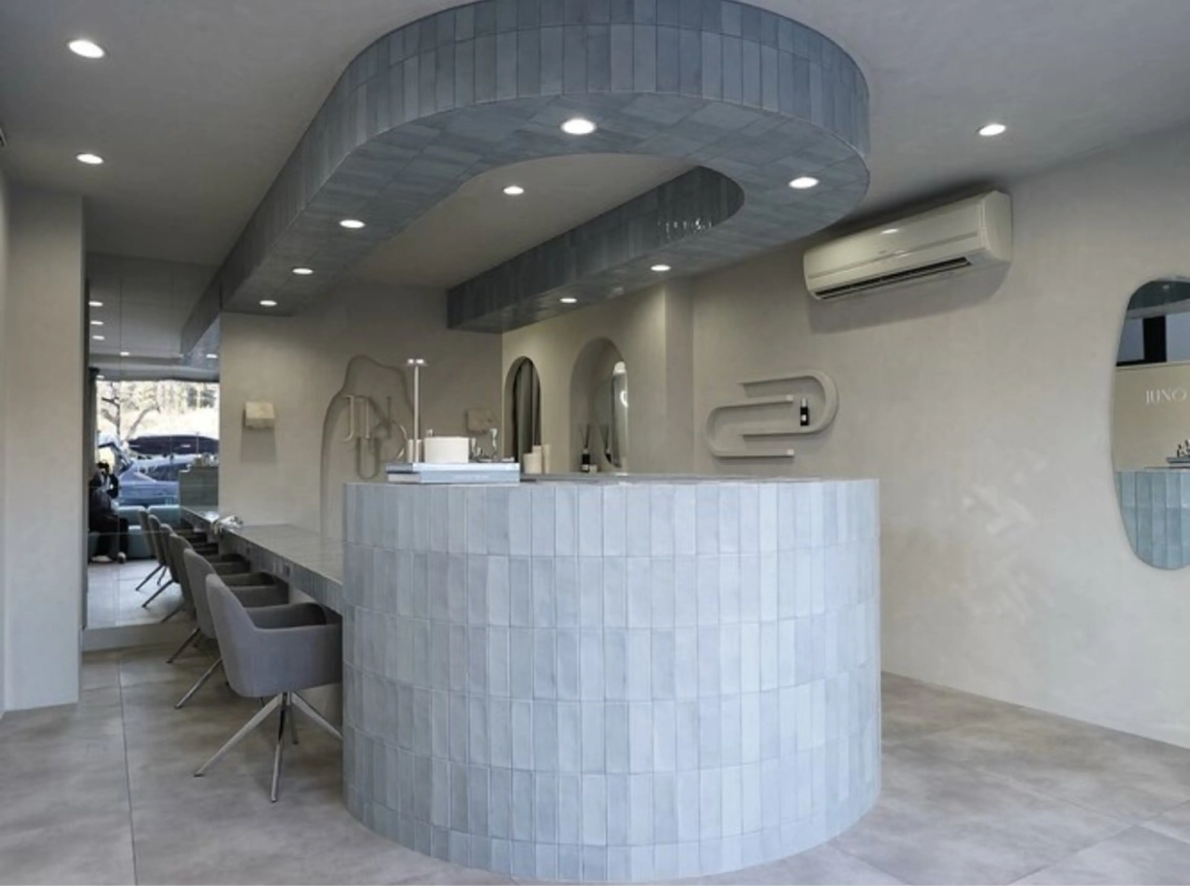 ネイル Nail&eye JUNO所属・山口 有彩のネイルデザイン
