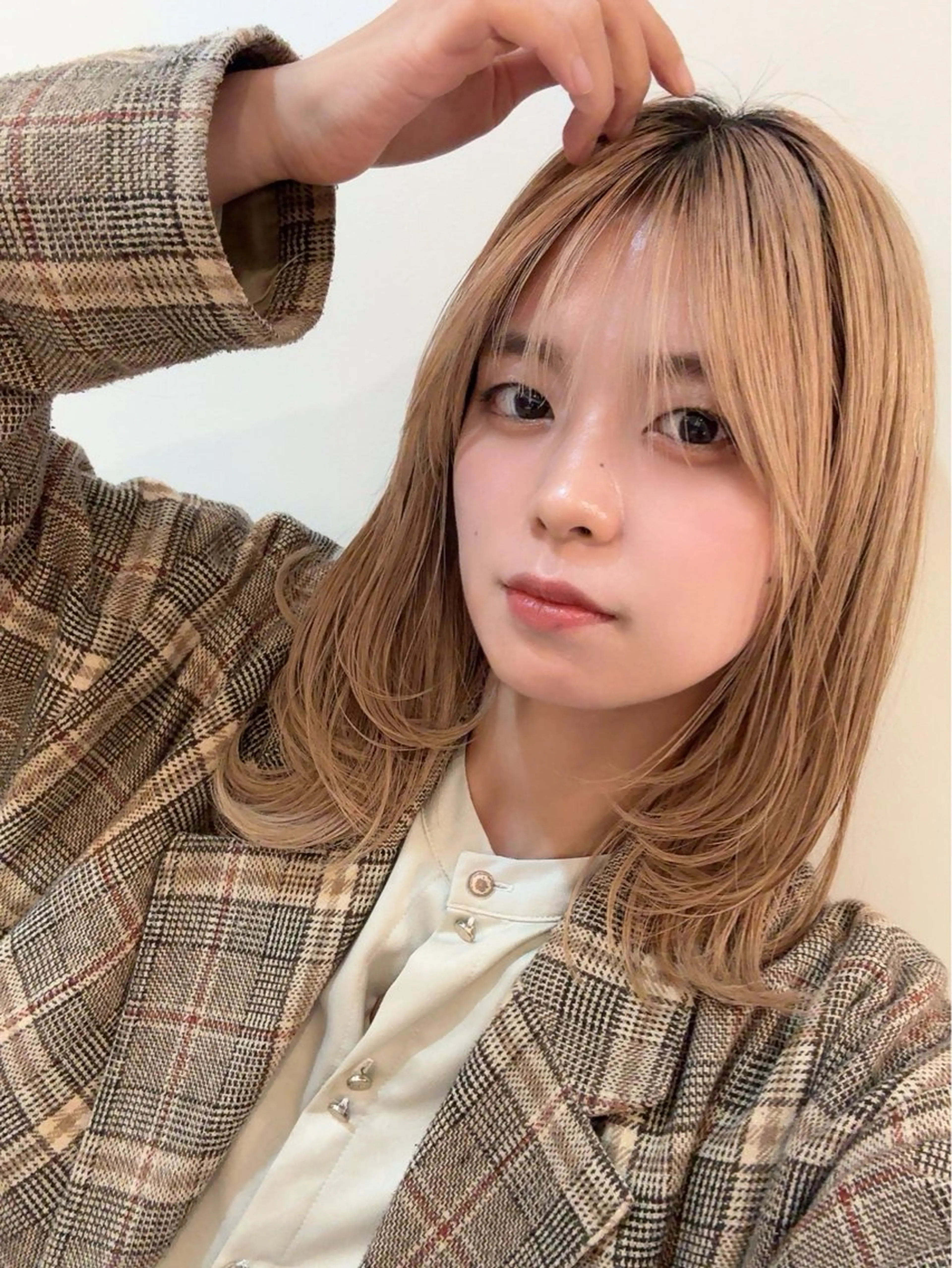 ミディアム カラー ヘアカラー トリートメント 🌈透明感カラー/レ イヤー/Nana🌈のヘアスタイル