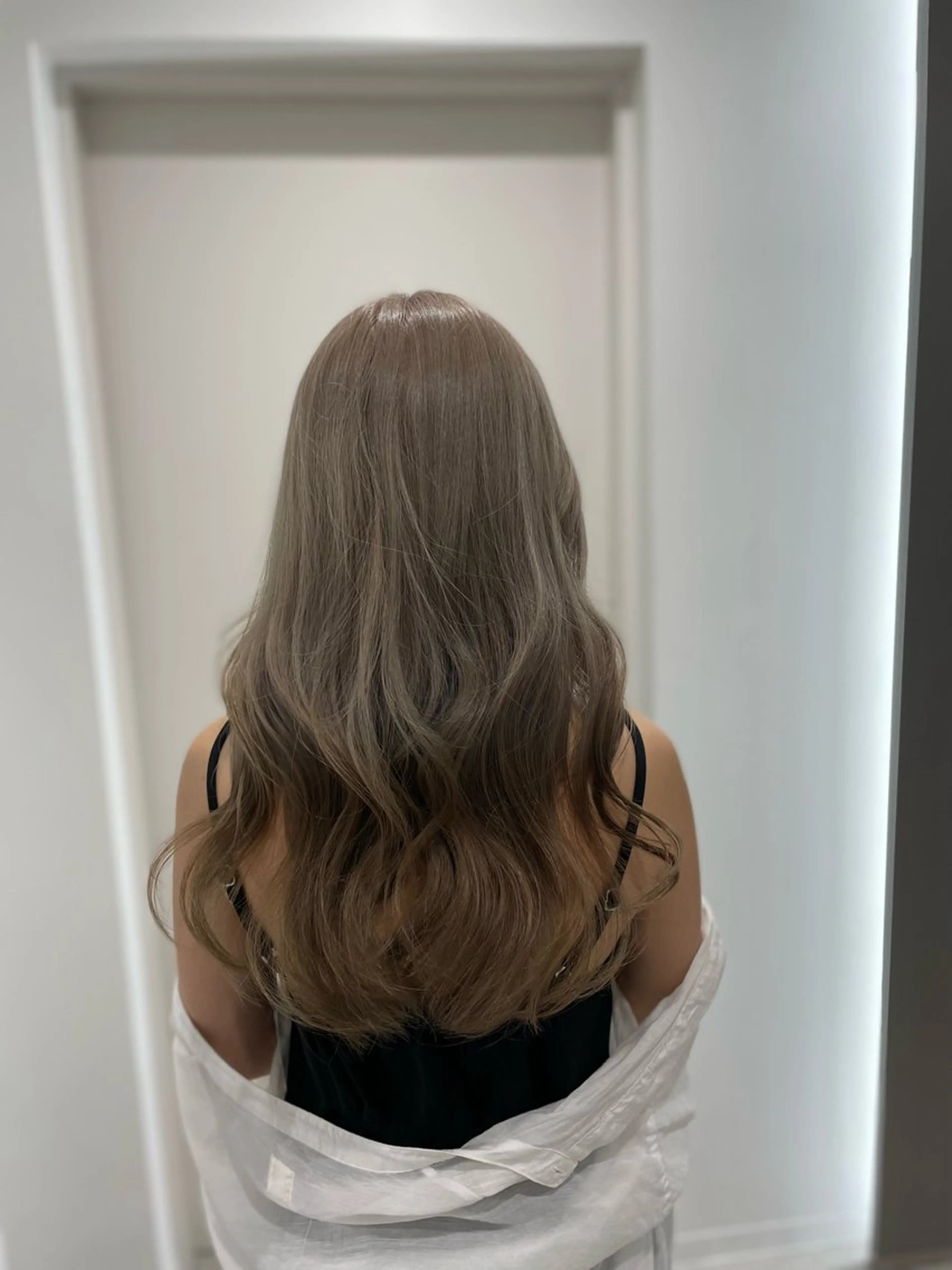 ロング 💍大人デザイン /ハイトーン♡リクトのヘアスタイル