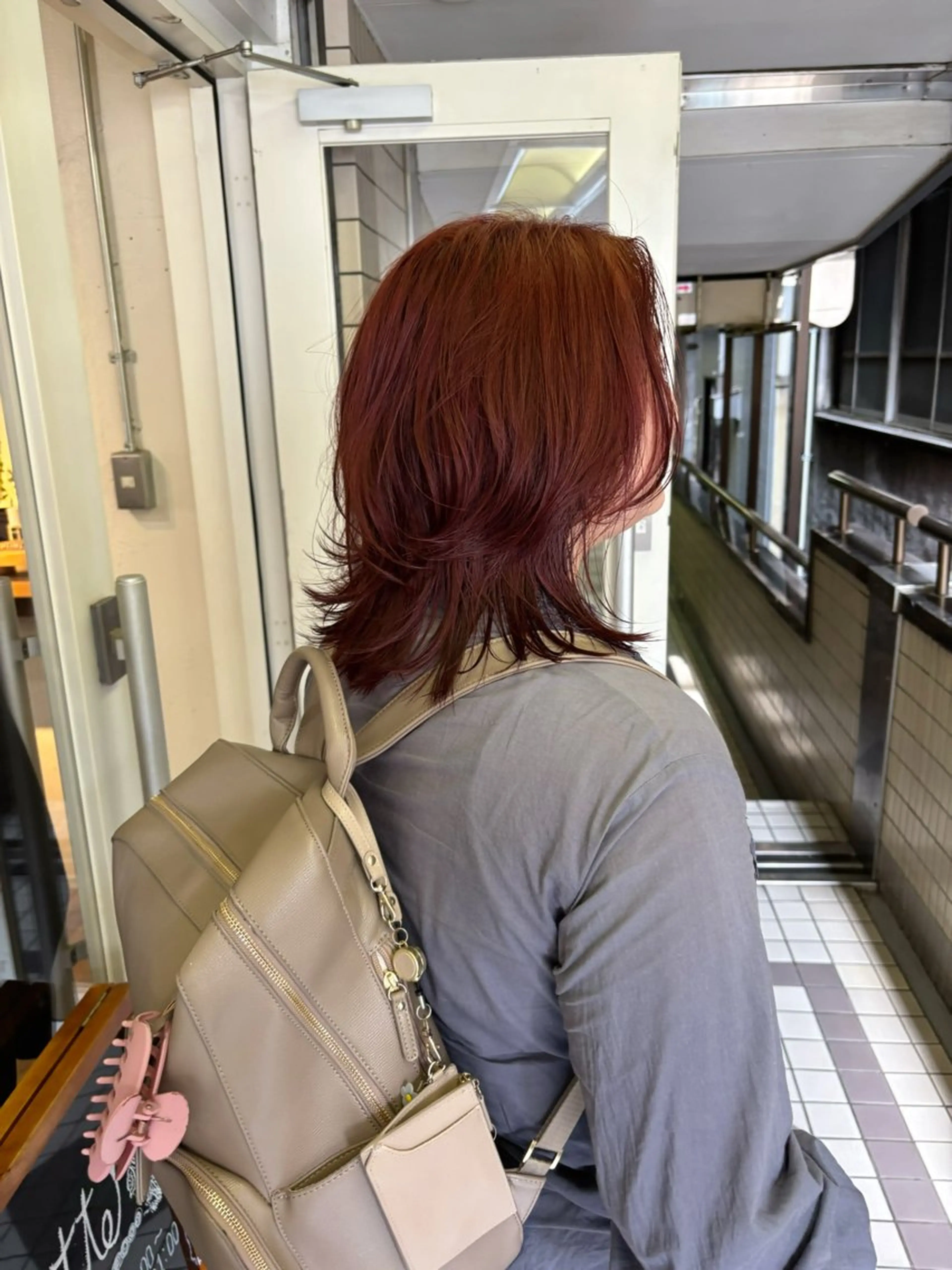 ミディアム カット ヘアカラー kaito パーマ募集！🔵のヘアスタイル