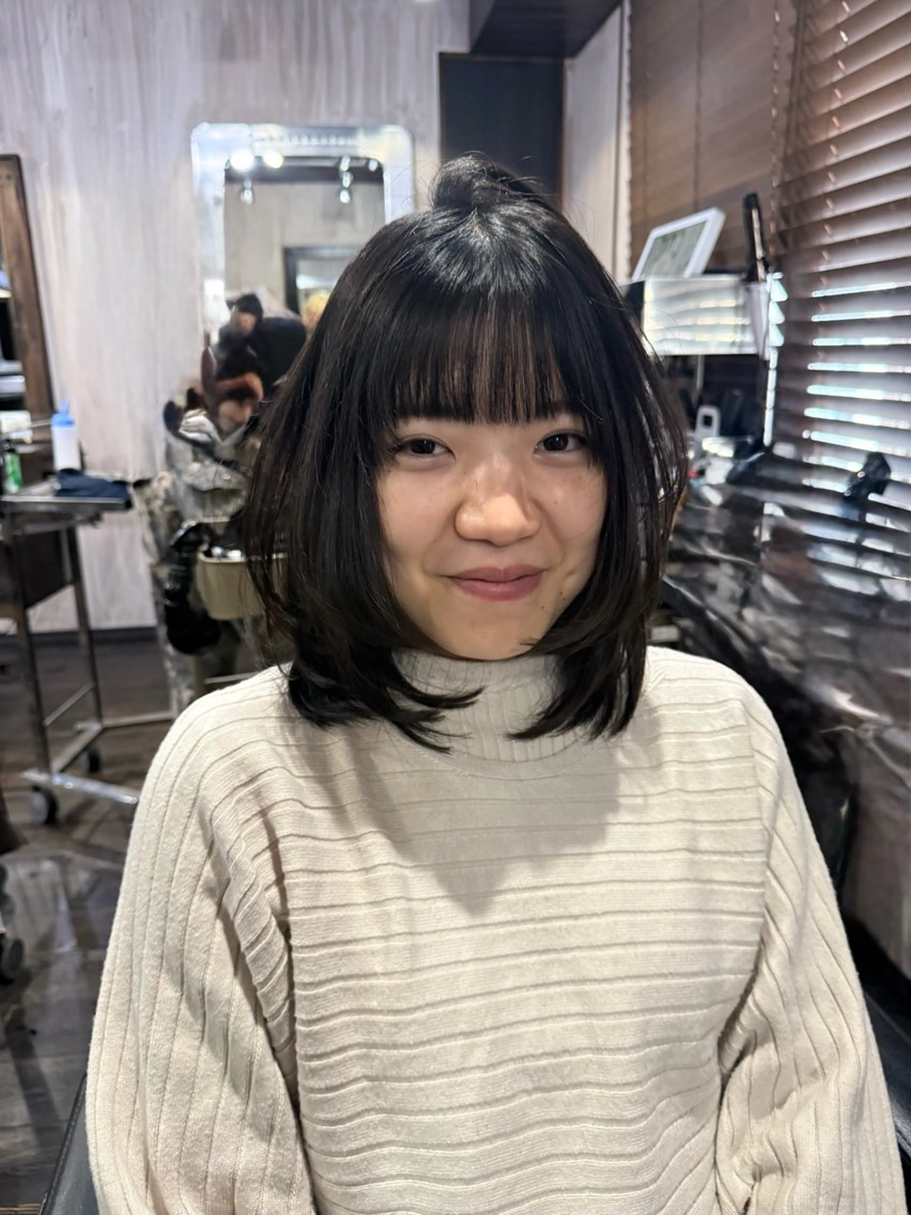 ミディアム カラー ケアカラー レイヤーカット カット ヘアカラー トリートメント メンズカット/パーマ 艶カラーTAIGA︎のヘアスタイル