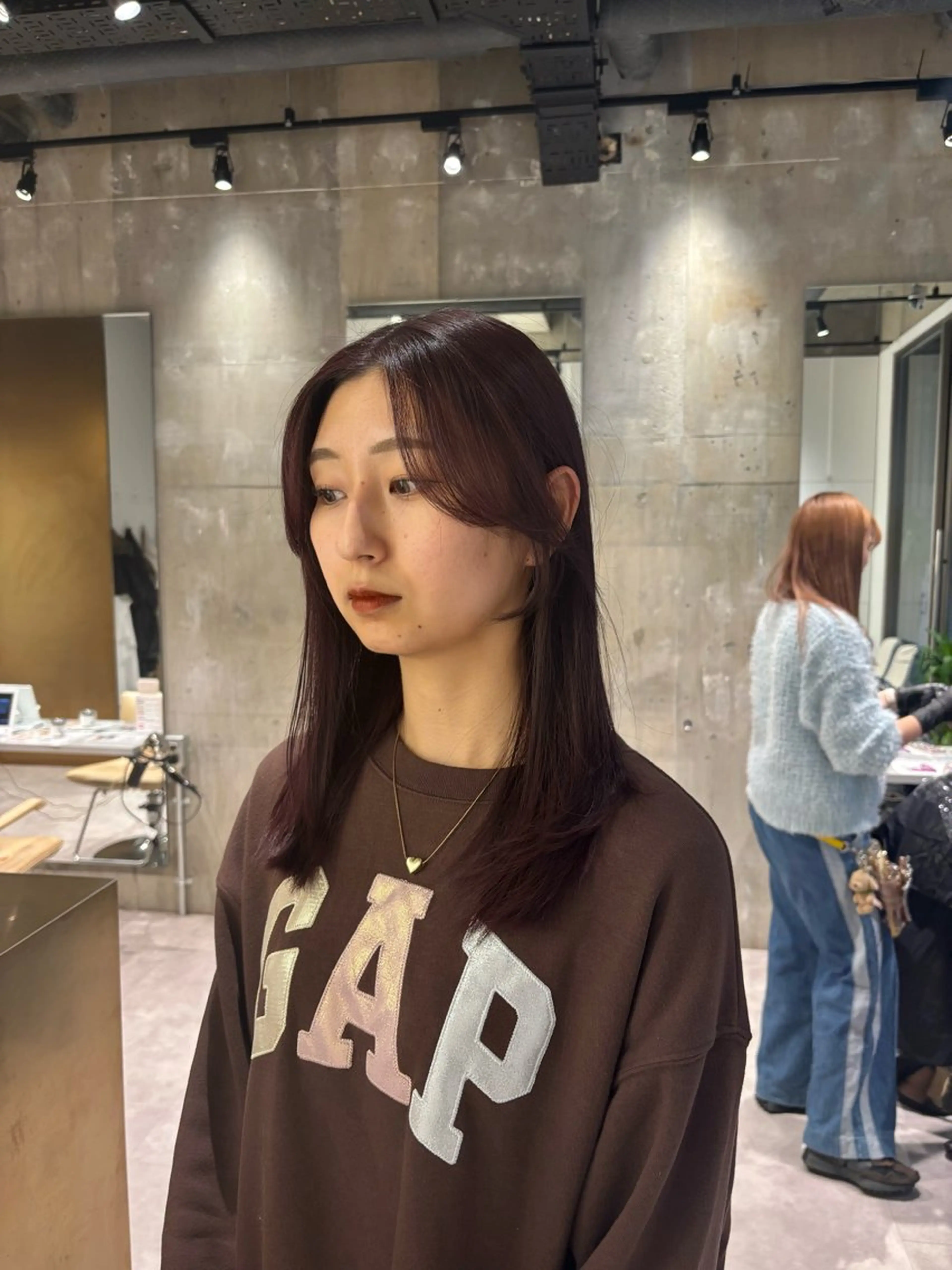 セミロング カラー ブラウンカラー カット ヘアカラー mina🌿無料ショ ートカット募集中🚨のヘアスタイル