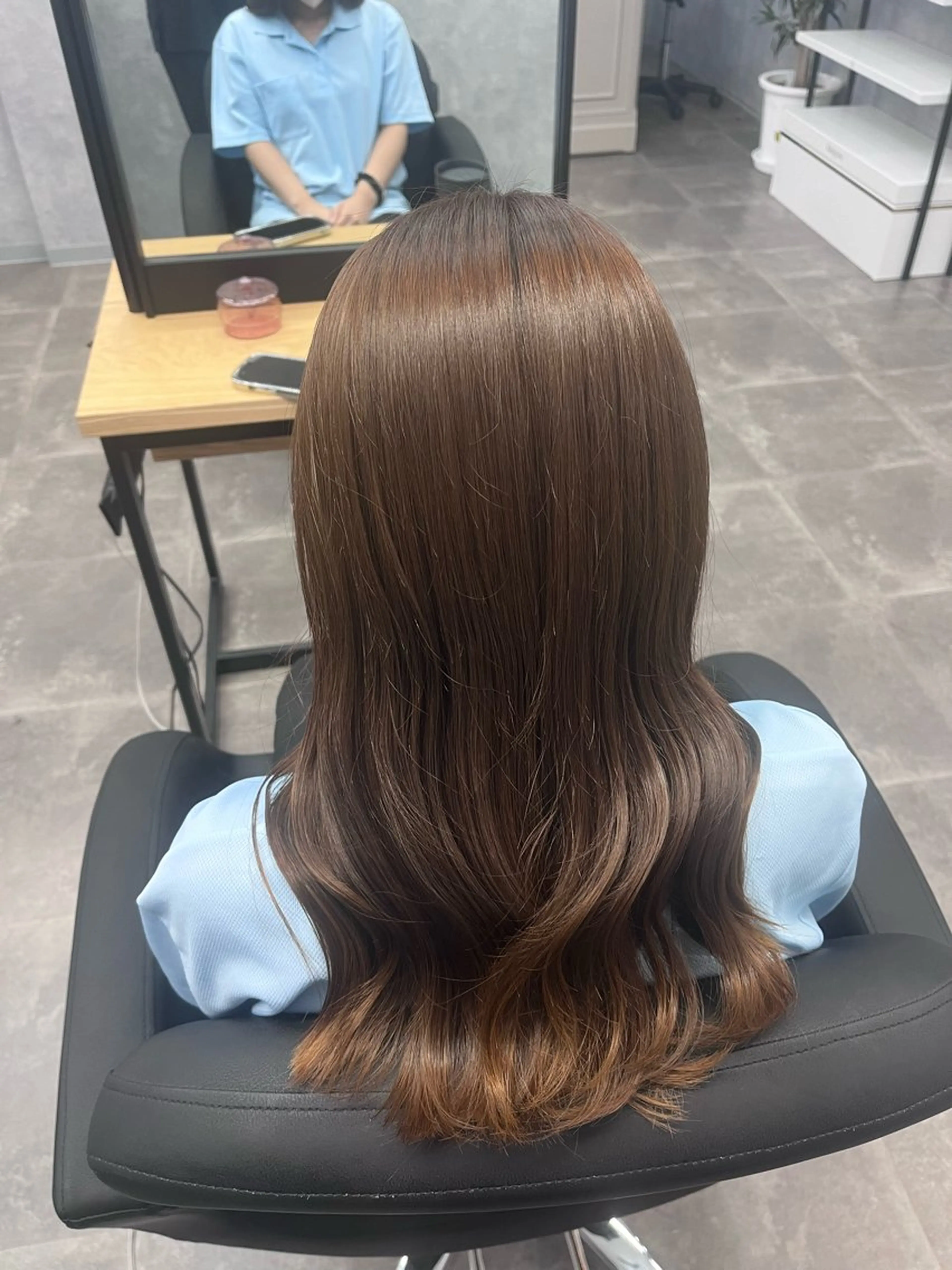 ロング カラー ヘアカラー 熊谷 有紗のヘアスタイル
