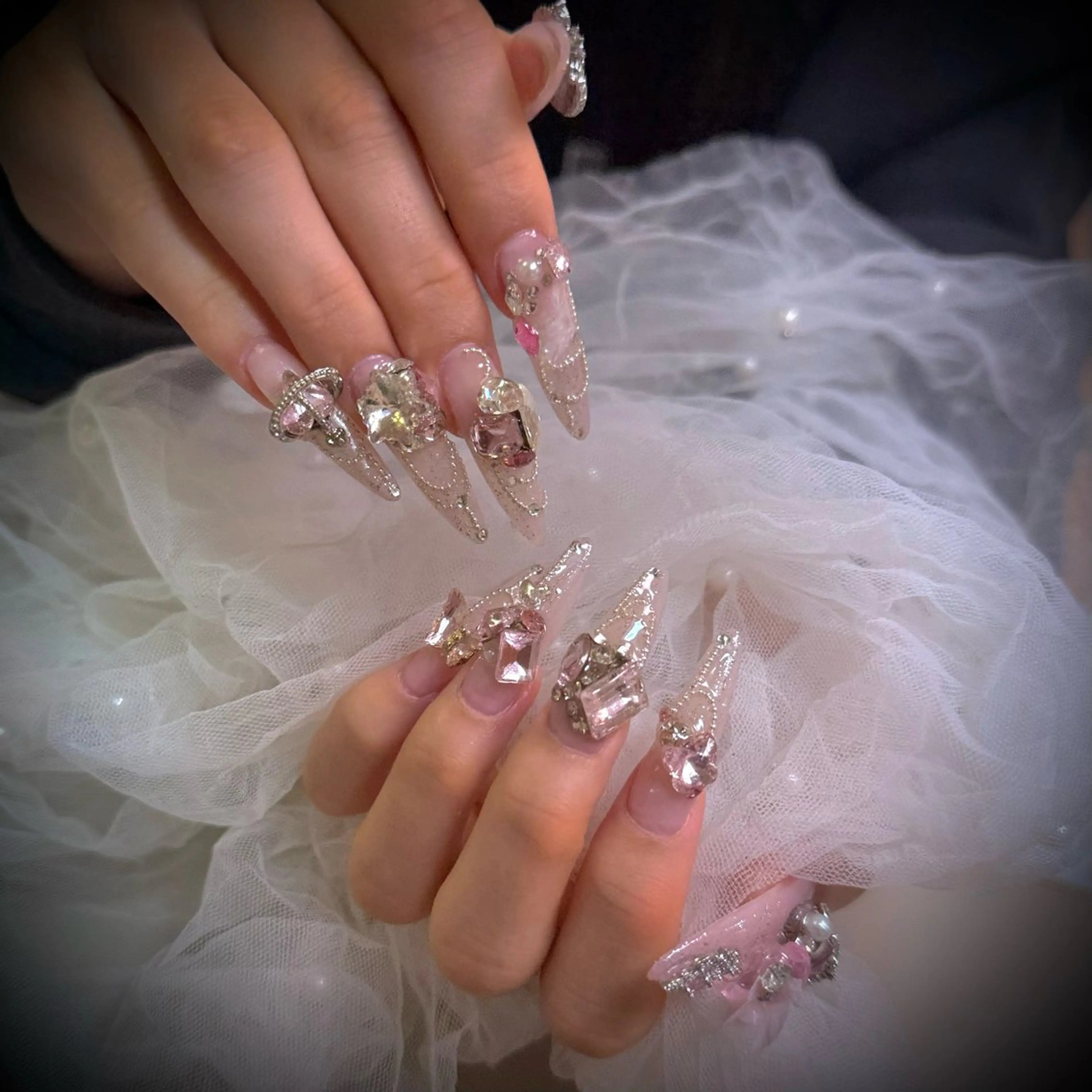 ネイル ハンドネイル エクラNailサロン ミオのネイルデザイン
