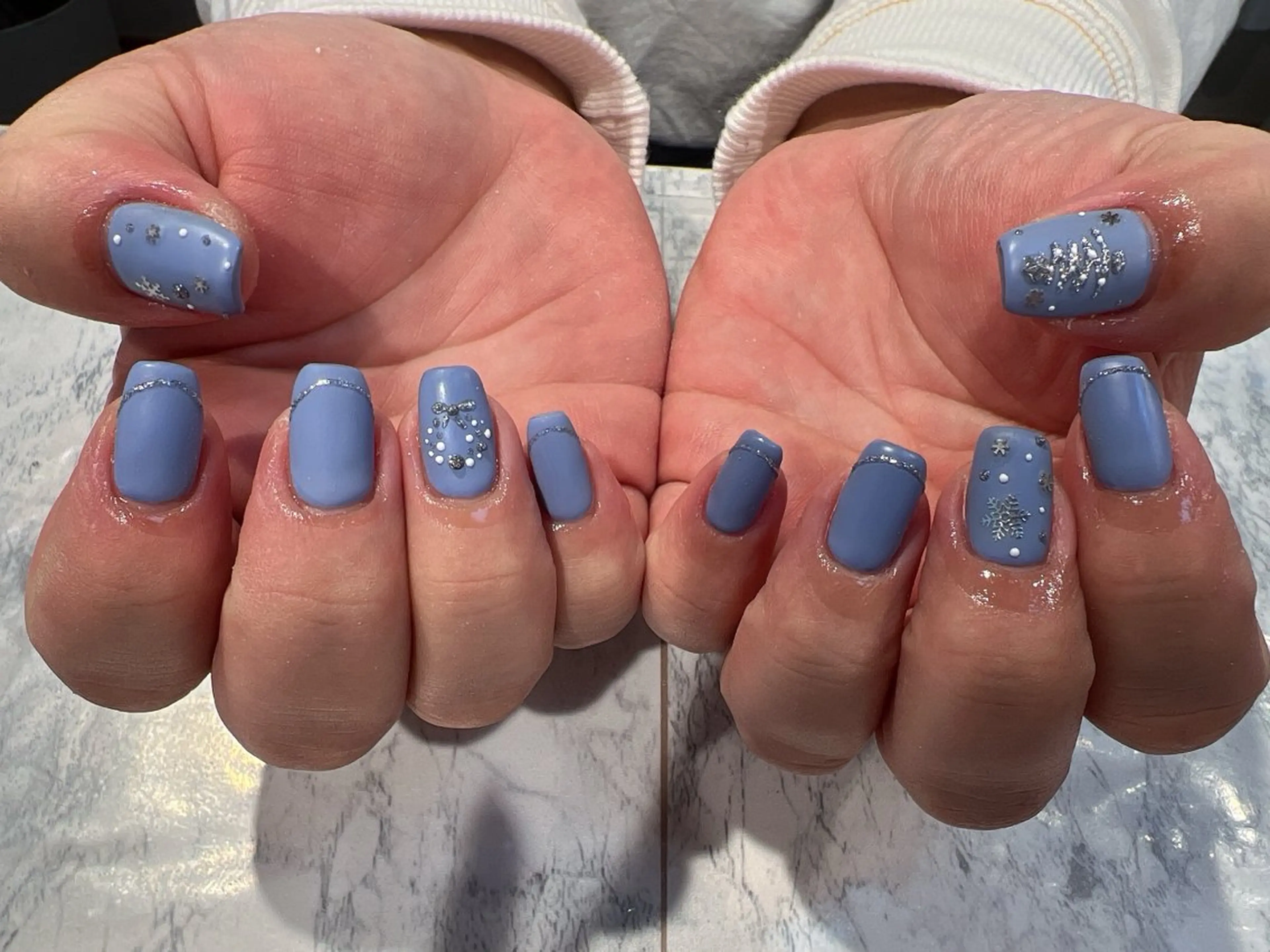 ネイル ハンドネイル Lavish nailのネイルデザイン
