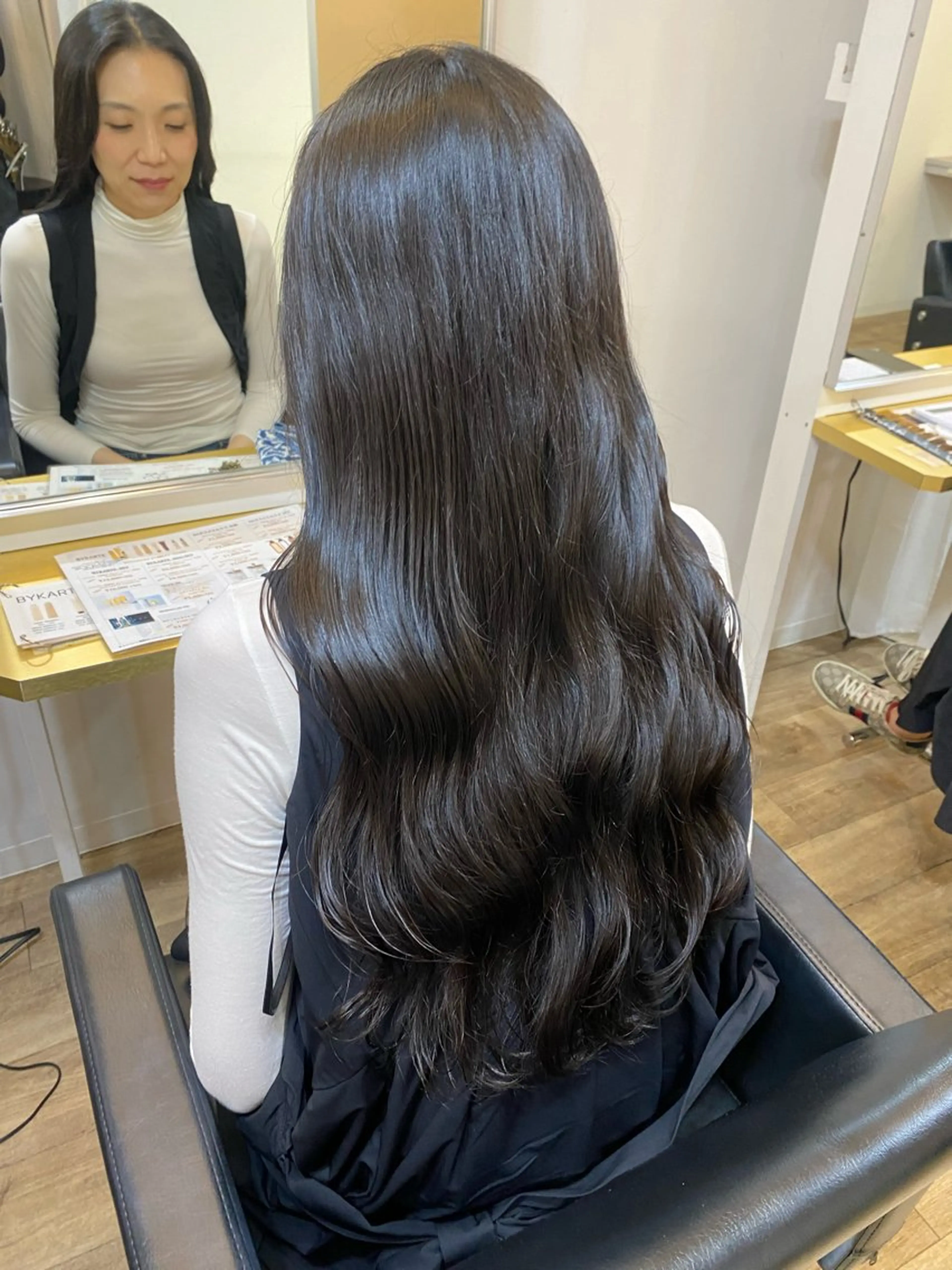 ロング カラー 透明感カラー グレージュ カット ヘアカラー みやび🫧髪質改善 🫧透明感カラー🫧のヘアスタイル