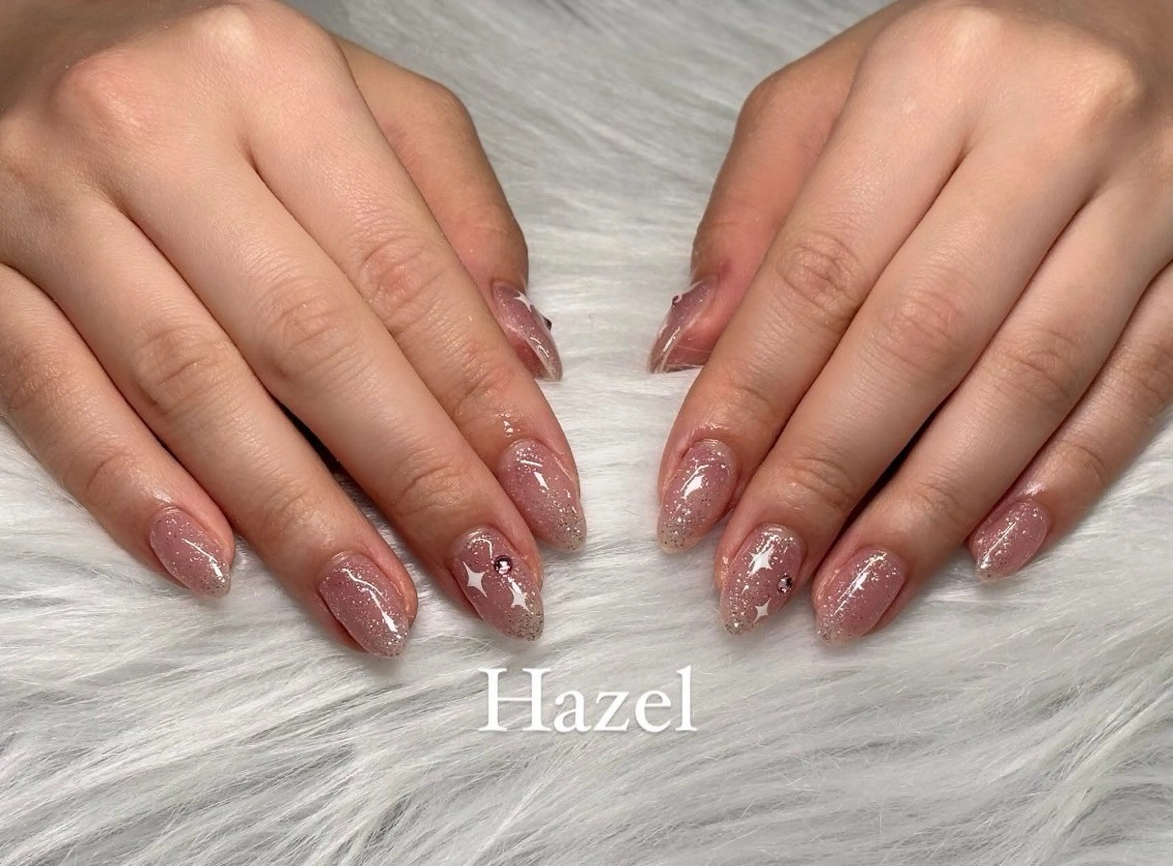 ネイル ハンドネイル フットネイル 🤍Hazel ユイ 吉祥寺🤎のネイルデザイン