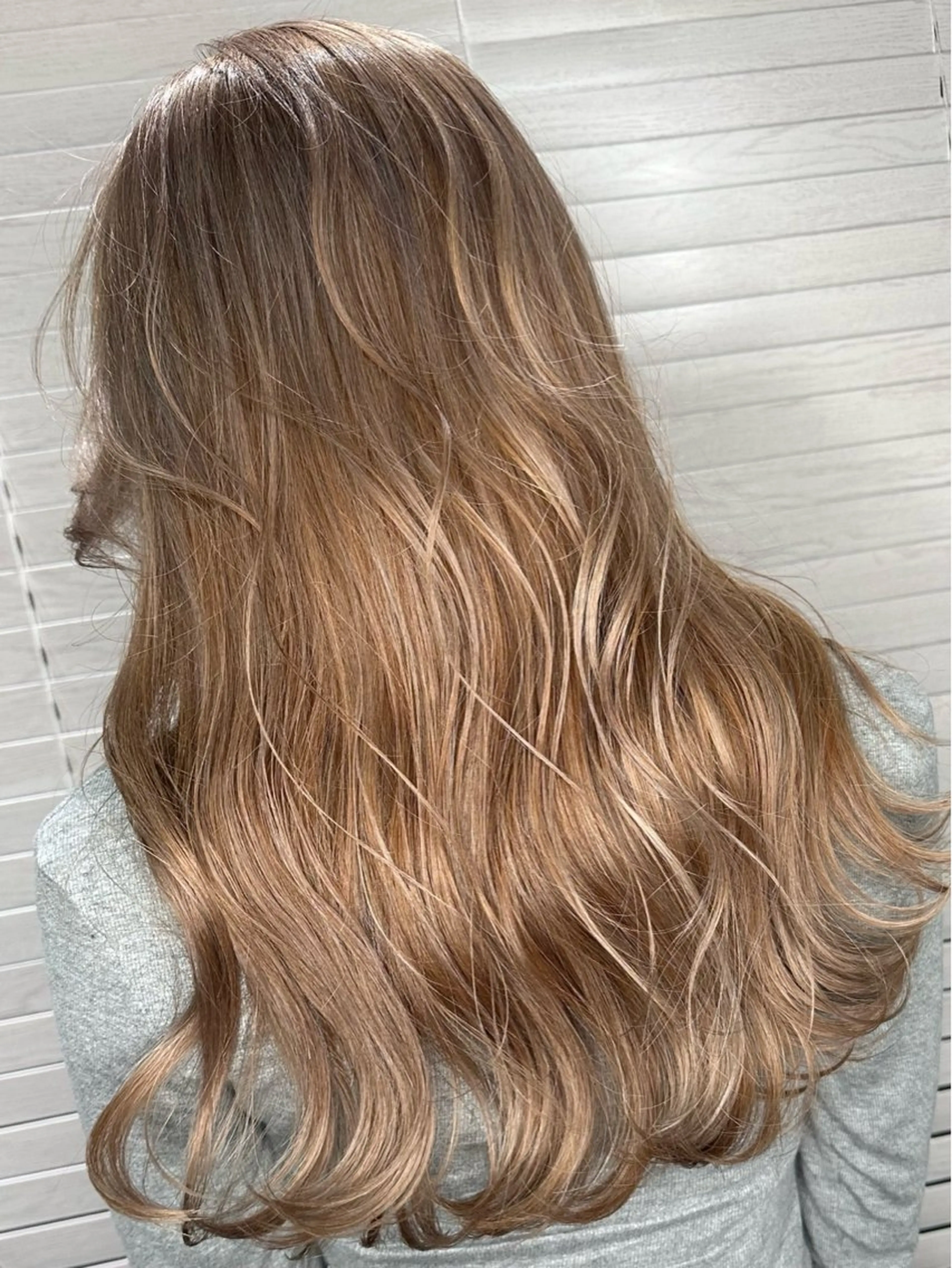 カラー ヘアカラー トリートメント ブリーチ✨ハイライト 透明感カラー/アヤノのヘアスタイル