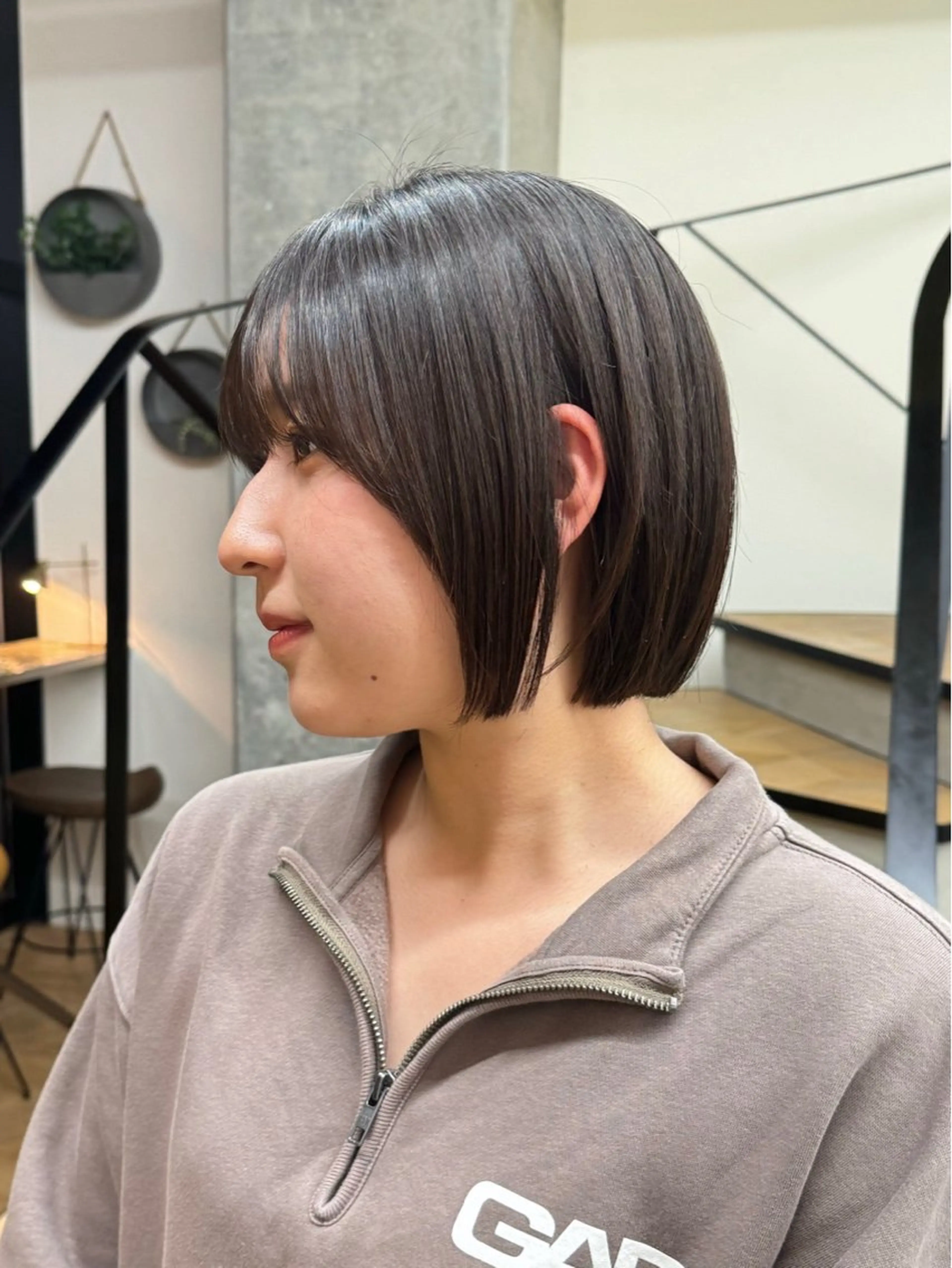 ショート ボブ ショートヘア mm所属・ナツキ/レイヤー/暖 色カラー/ボブのヘアスタイル