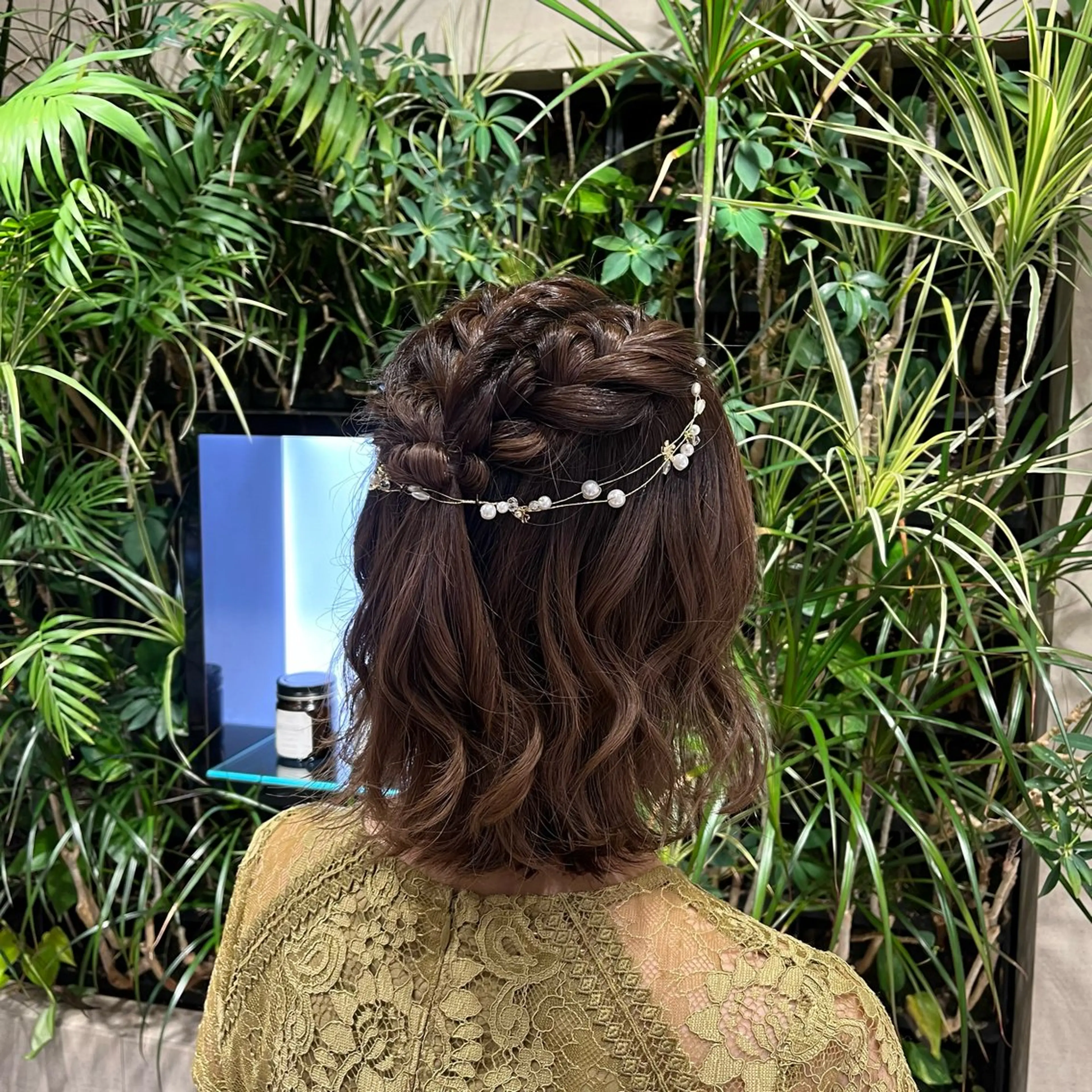 ミディアム ヘアアレンジ ヘアセット ヘアアレンジ /ネイル/美波のネイルデザイン