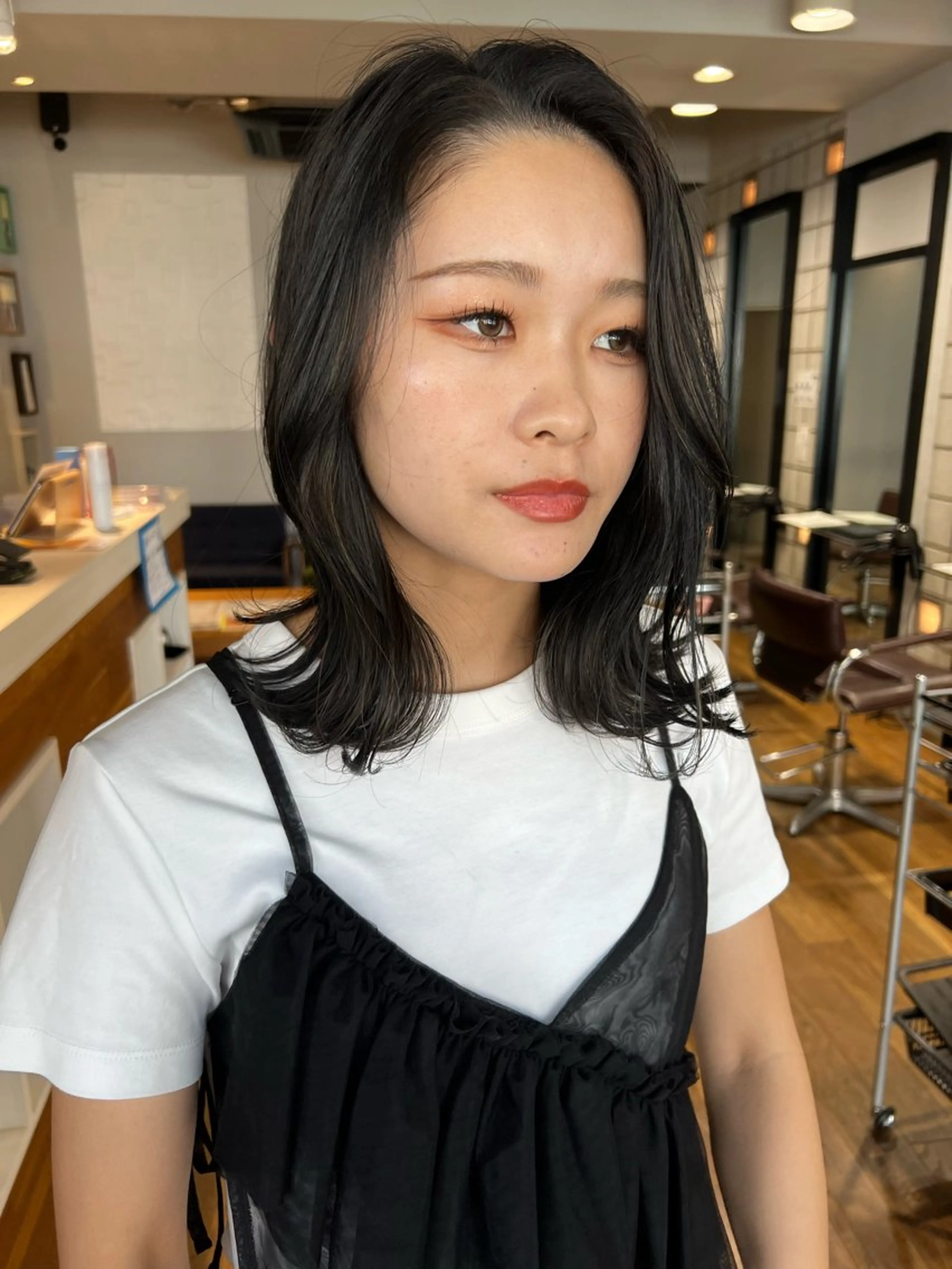 ミディアム ハイライト ヘアカラー 松本  夏海のヘアスタイル