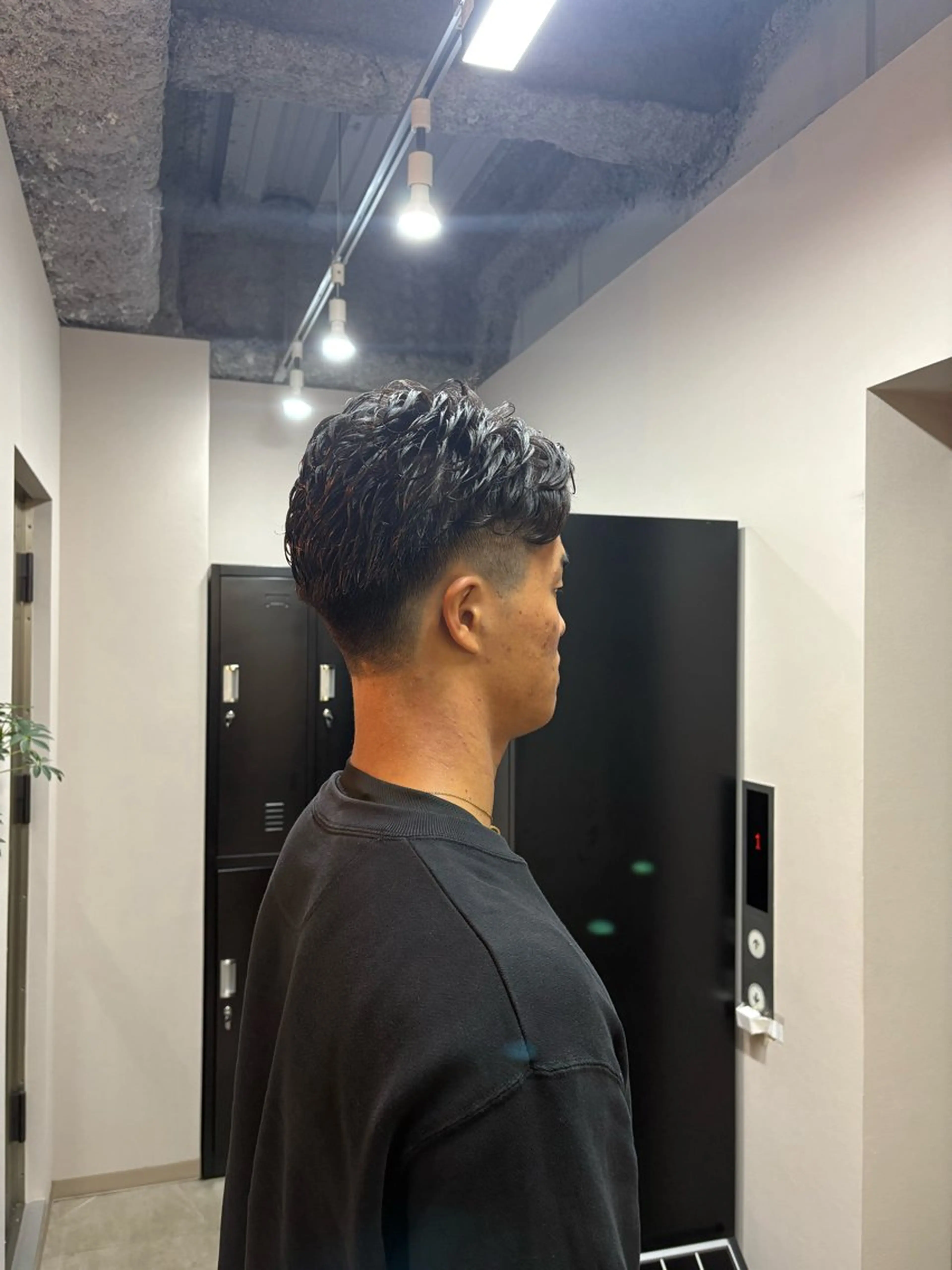 パーマ メンズ カット パーマ Flag hair所属・しゅり Flag hairのヘアスタイル