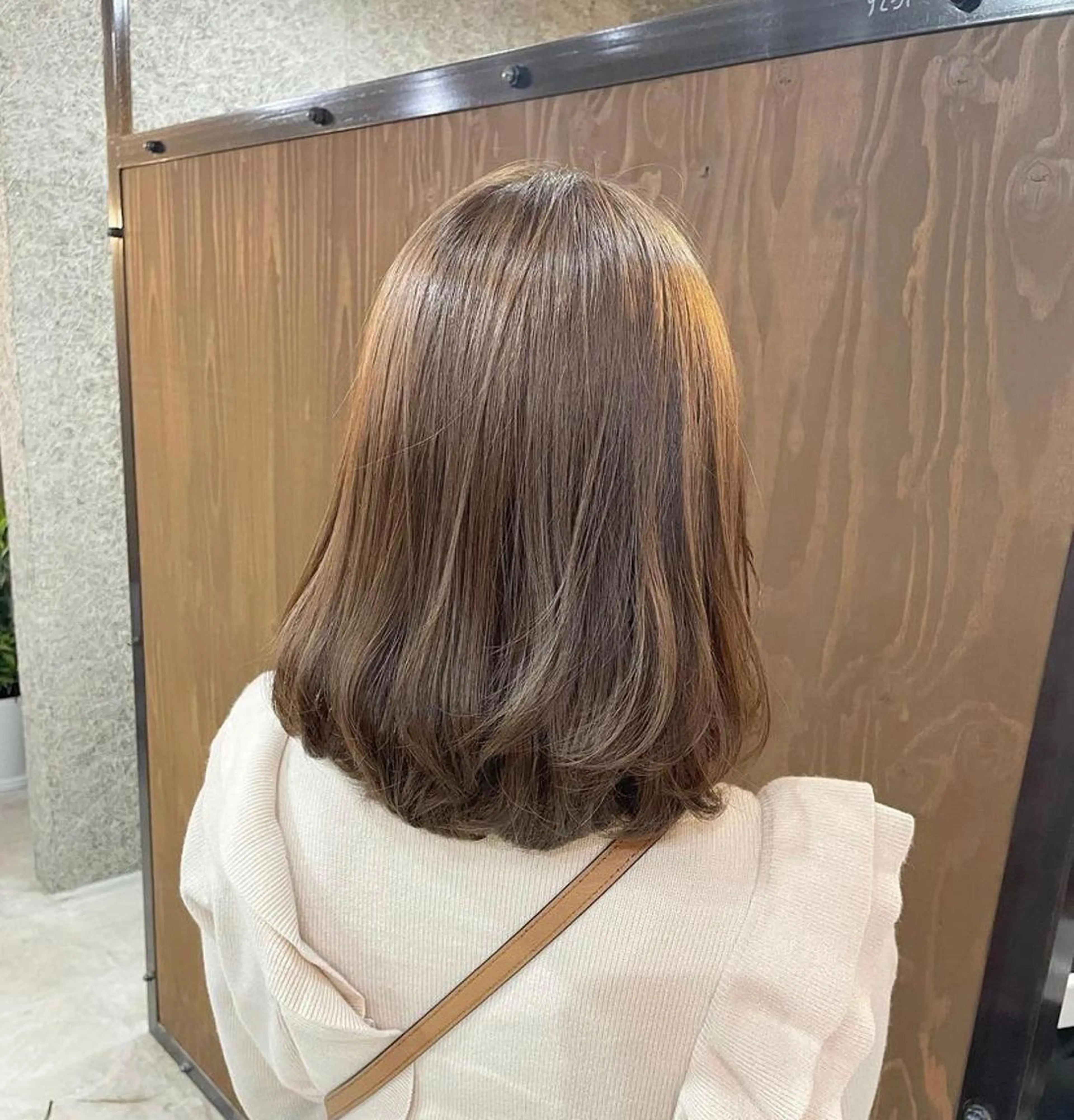 ミディアム カラー ベージュカラー 💈Blanco💈 カラー&ケア🌈のヘアスタイル