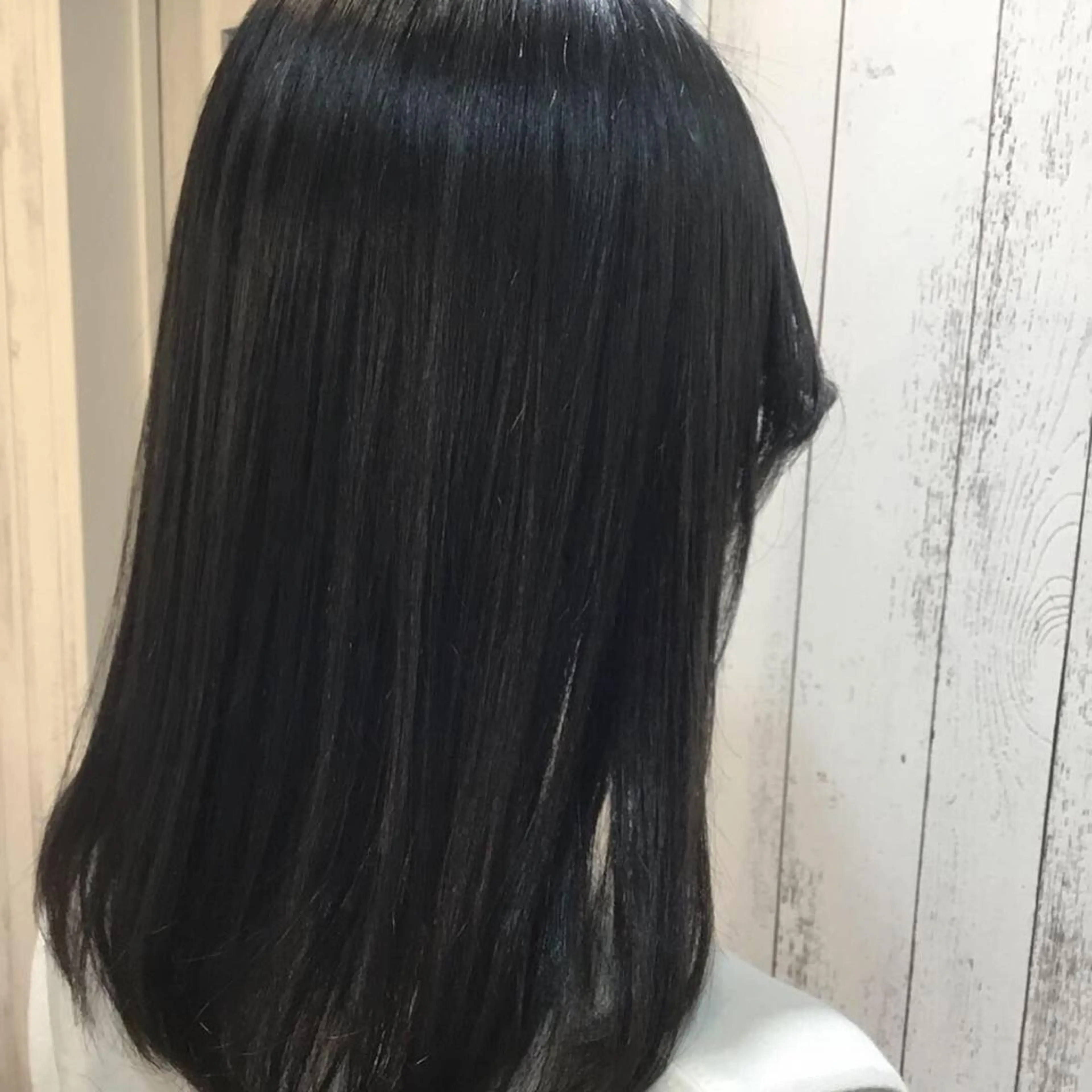 セミロング カラー パーマ embrace エンブレイスのヘアスタイル