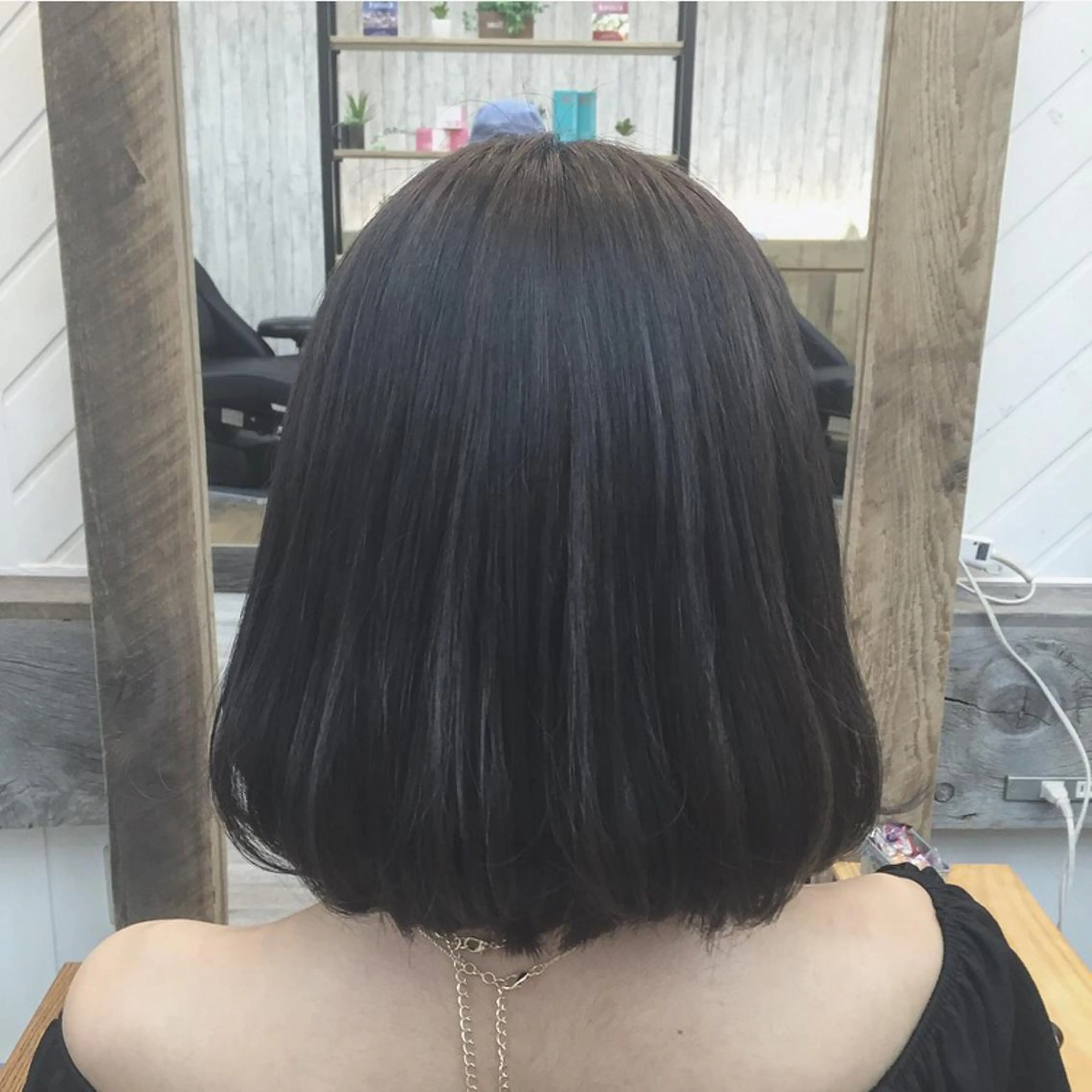 ミディアム カラー ブリーチ 前髪顔周り✂️店長 ❤️アマミヤ❤️のヘアスタイル