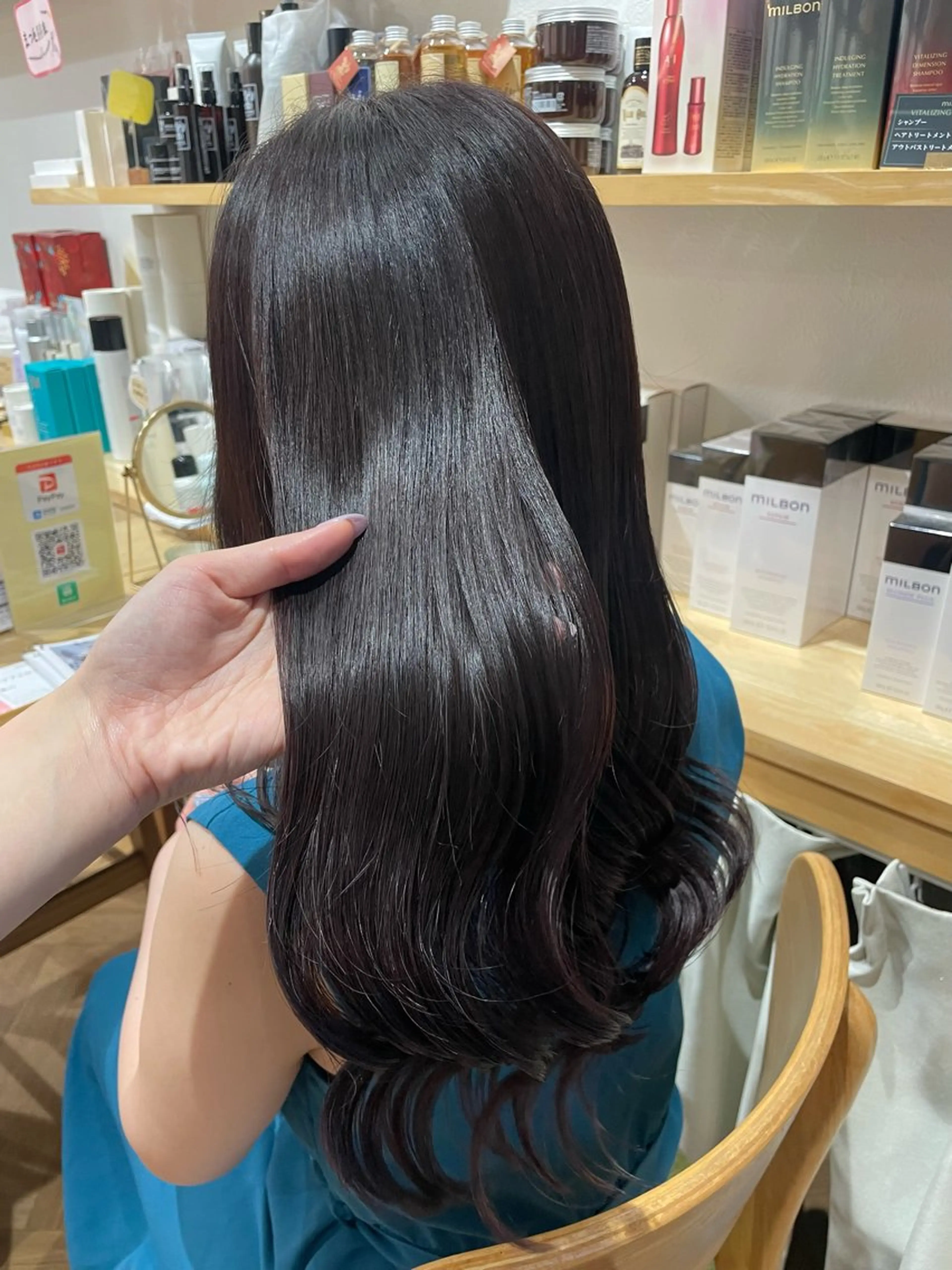 ロング カラー イルミナカラー ピンクカラー バイオレットカラー ヘアカラー merc.谷本 澪のヘアスタイル