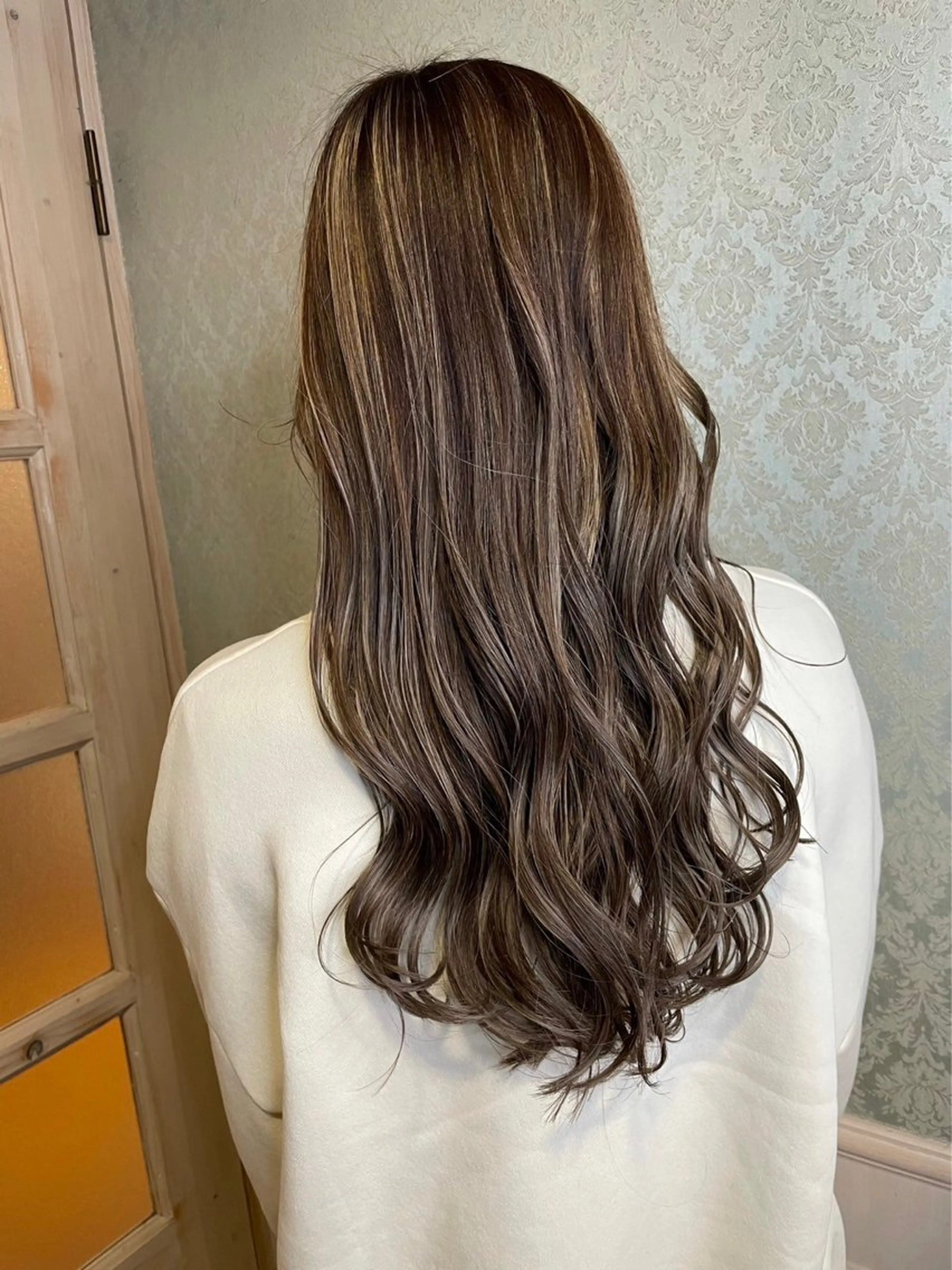 ロング カラー ブリーチ ハイライトカラー ハイライト amie by afloat所属・レイヤーカット メンズヘア/伊藤　匠のヘアスタイル