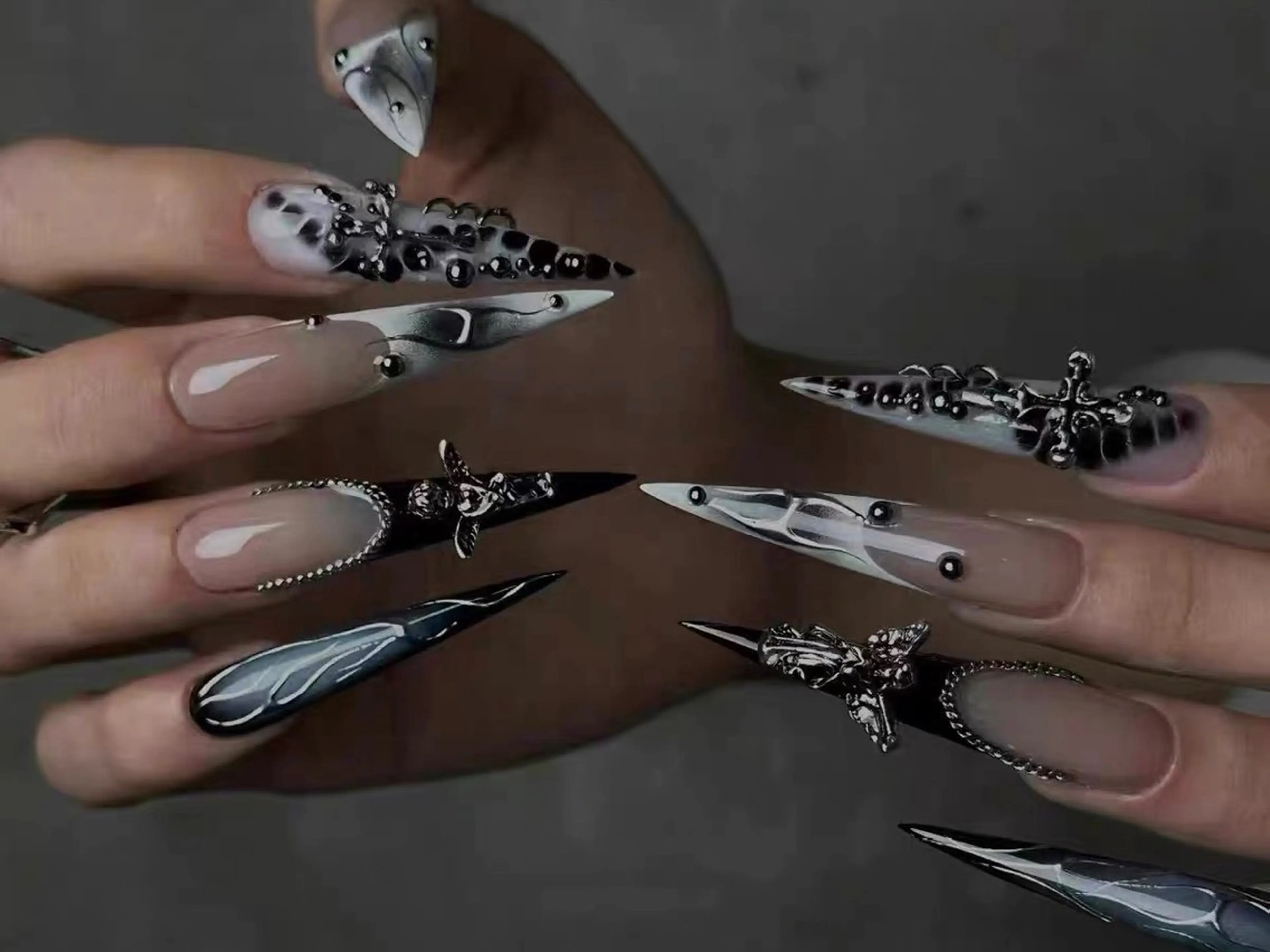 ネイル オーロラネイル フットネイル 韓国ネイル ラメ(グリッター) ラメグラデーション Luna nail salon新小岩のネイルデザイン