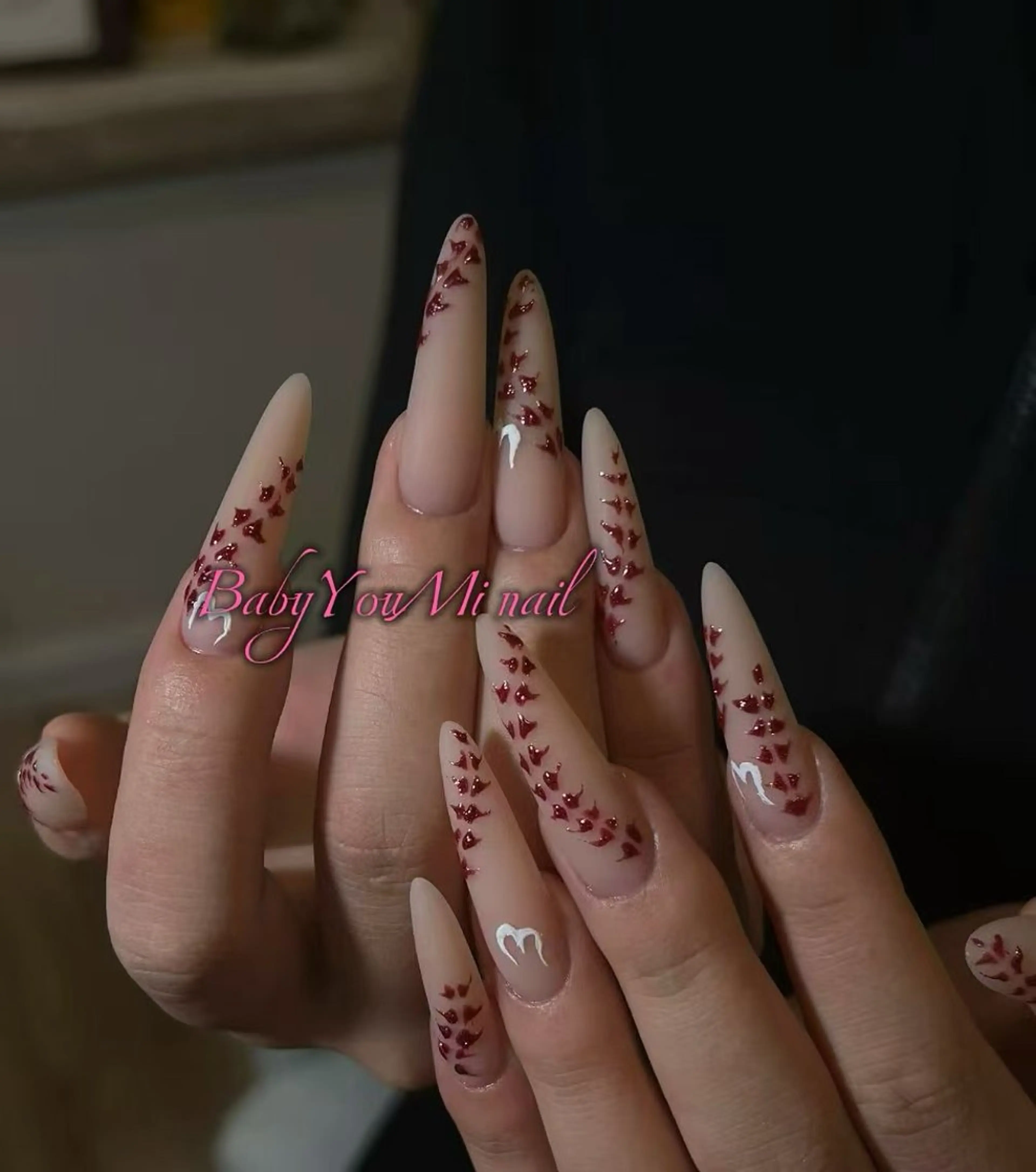 ネイル オーロラネイル フラワーネイル フットネイル フレンチネイル ジェルネイル ハンドネイル 相沢 さやかのネイルデザイン