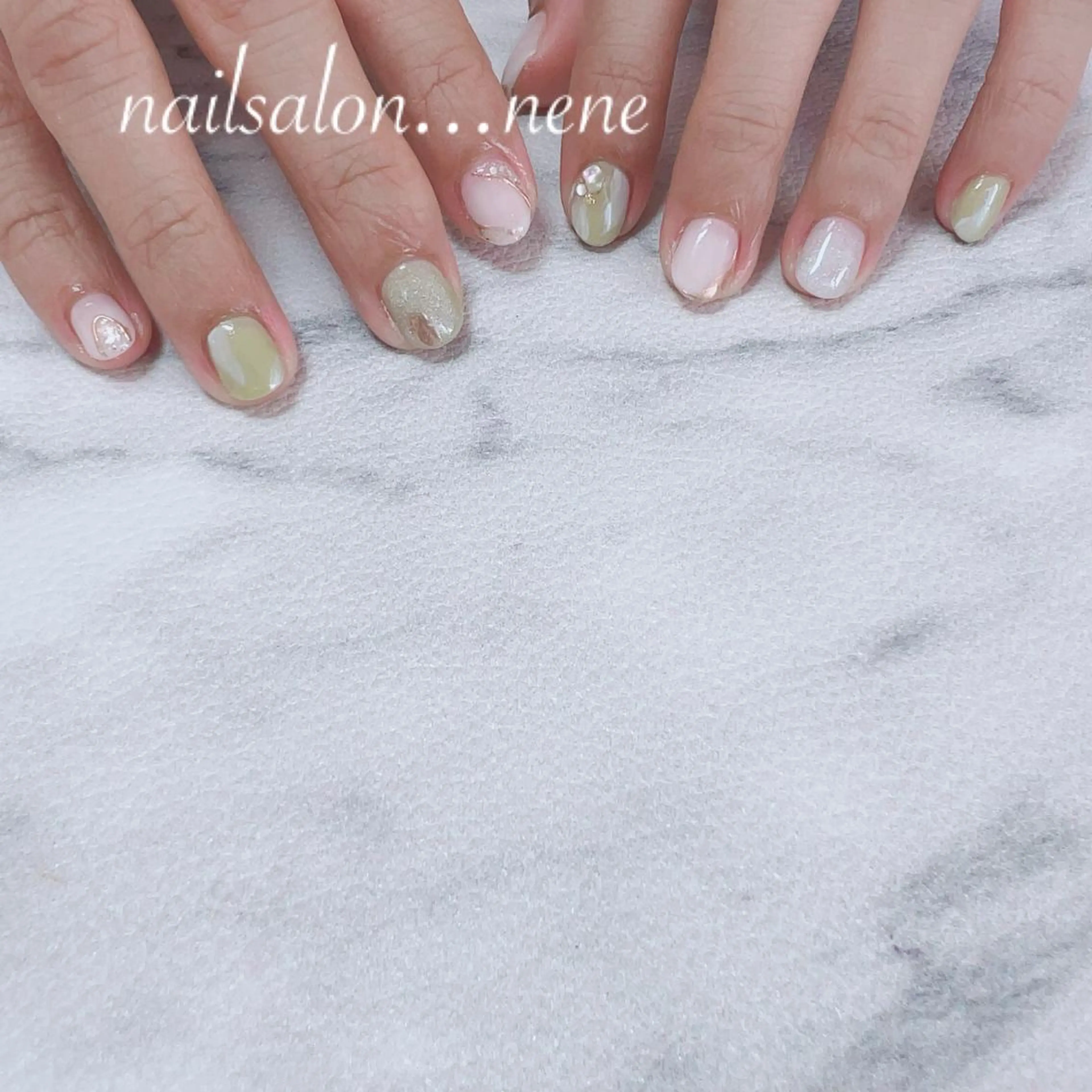 ネイル ニュアンスネイル nailsalon ...neneのネイルデザイン