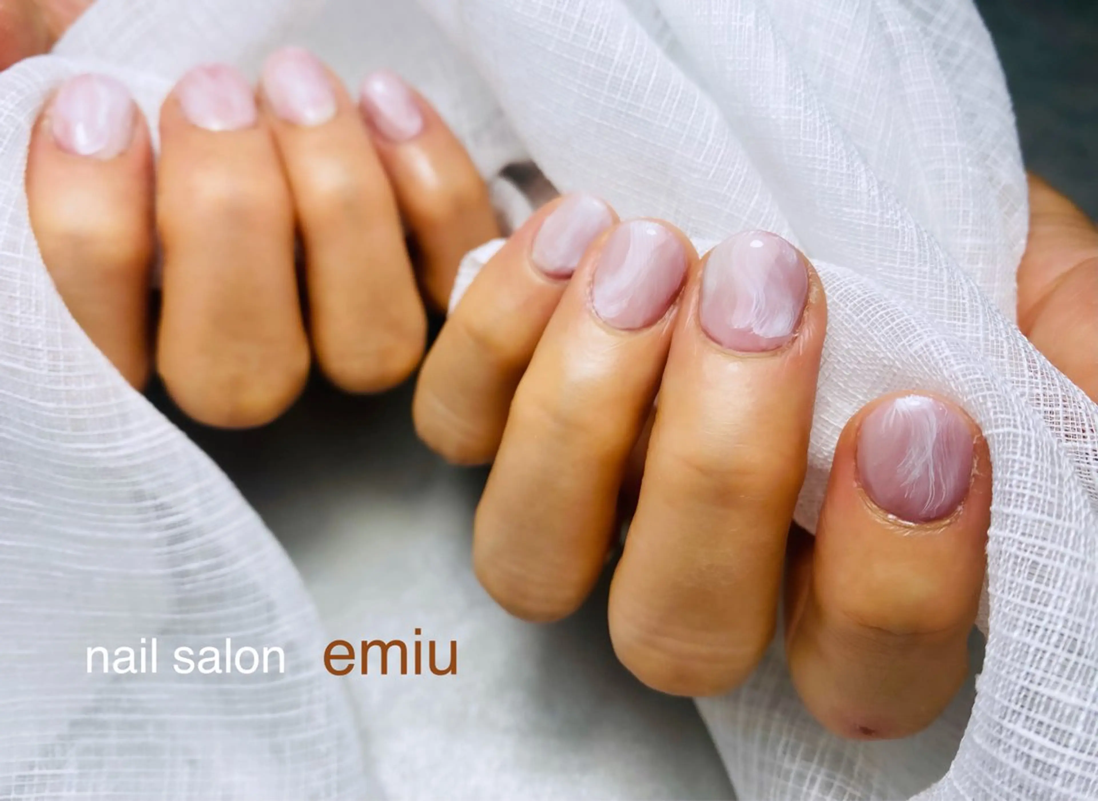 ネイル ジェルネイル nail salon emiuのネイルデザイン
