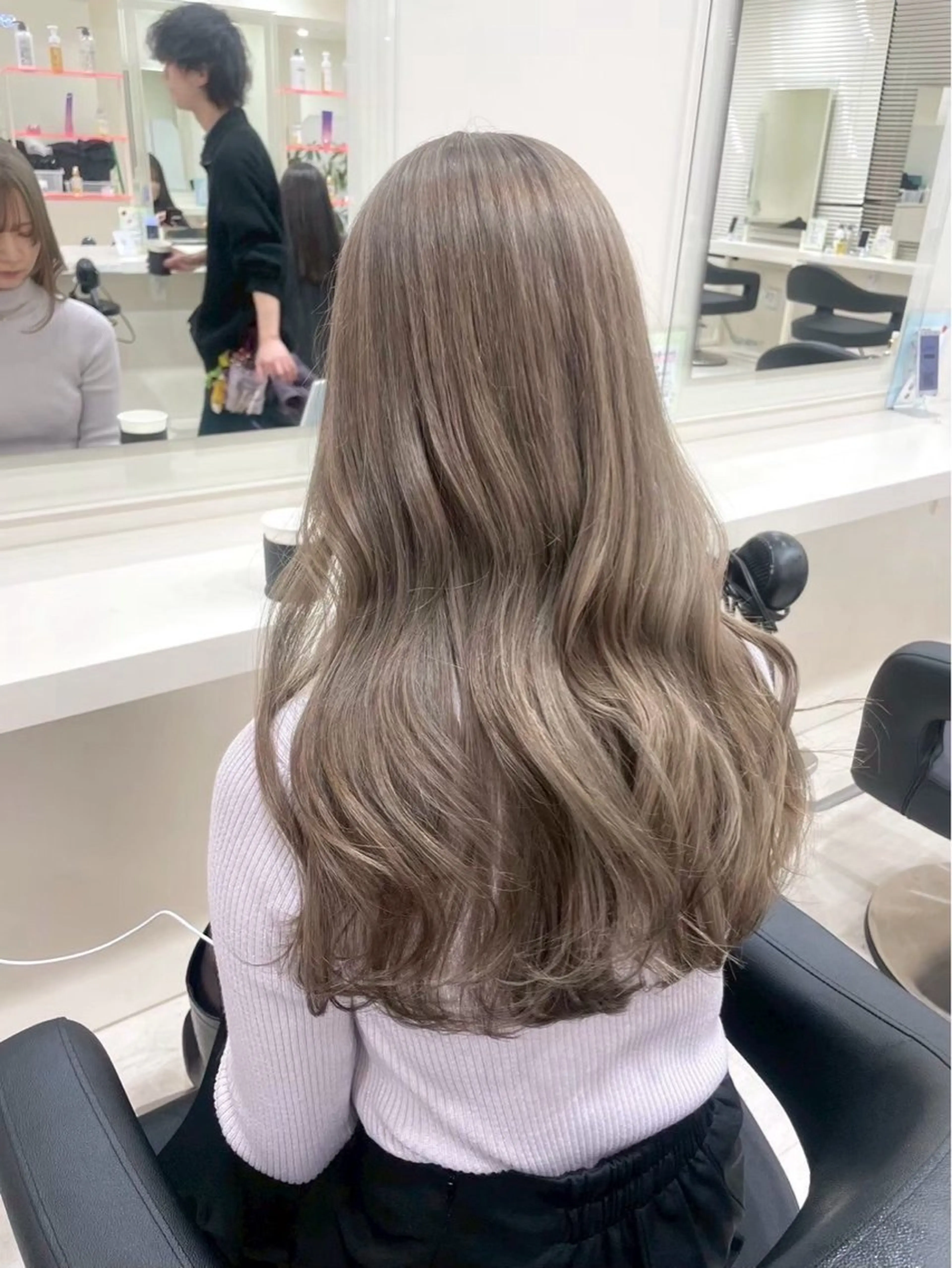 ロング カラー トレンドカラー🩵 羽衣🎀横浜🪄ྀིのヘアスタイル