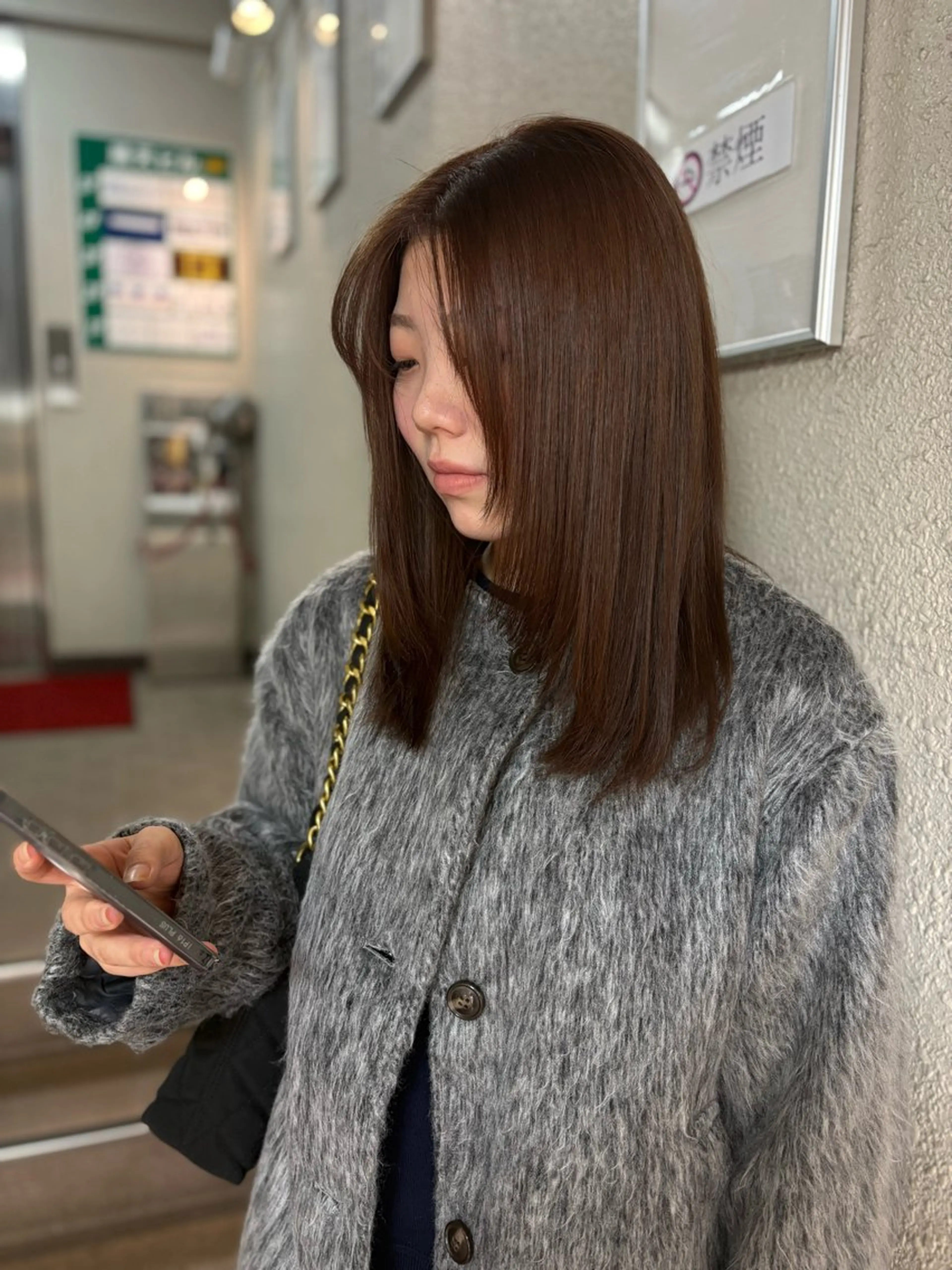 セミロング カラー ヘアカラー 透明感カラー 🧚‍♂️さえのヘアスタイル